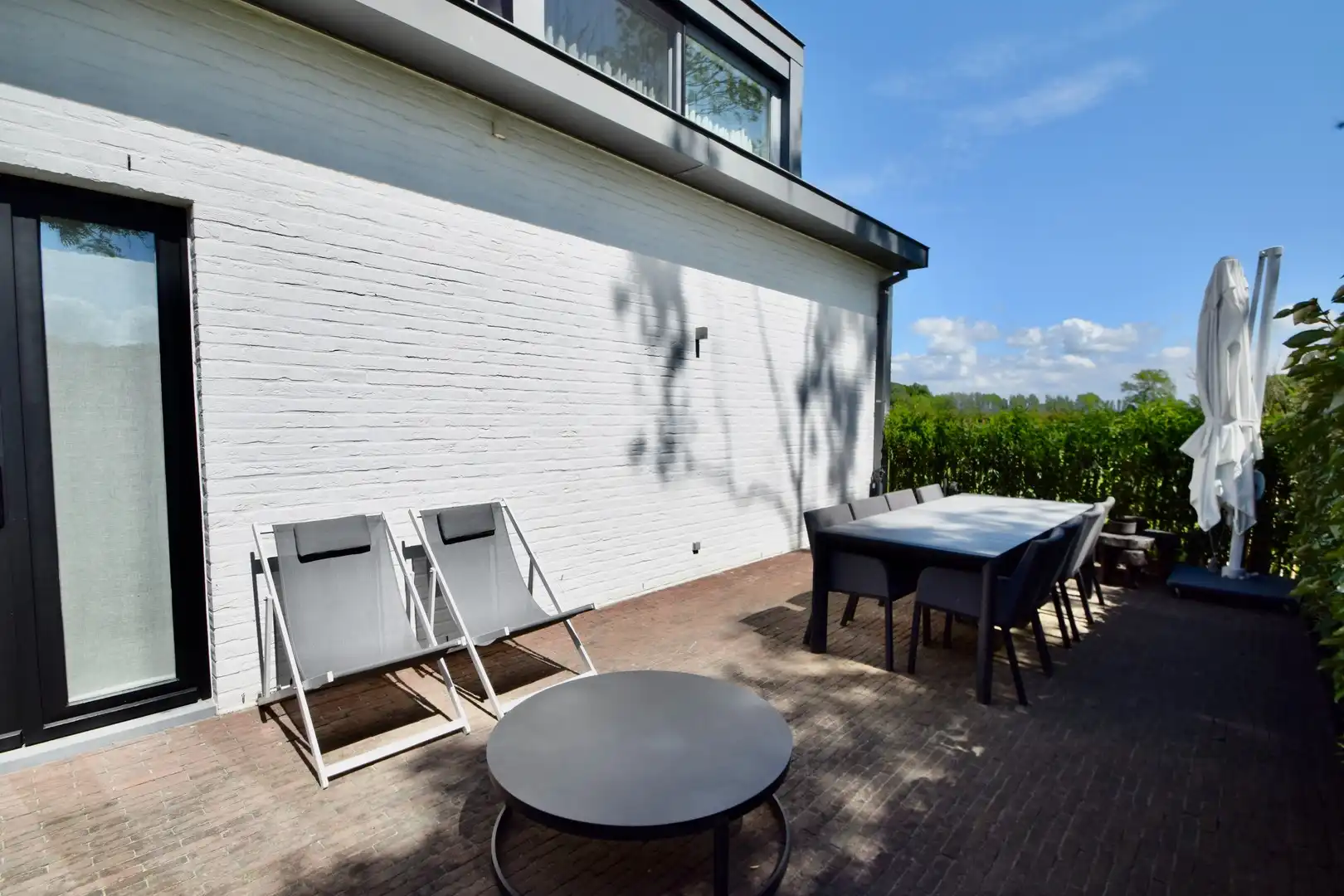 Uitzonderlijke eigendom met een uniek open zicht op de Hazegraspolders, vlakbij het Oosthoekplein. foto 14