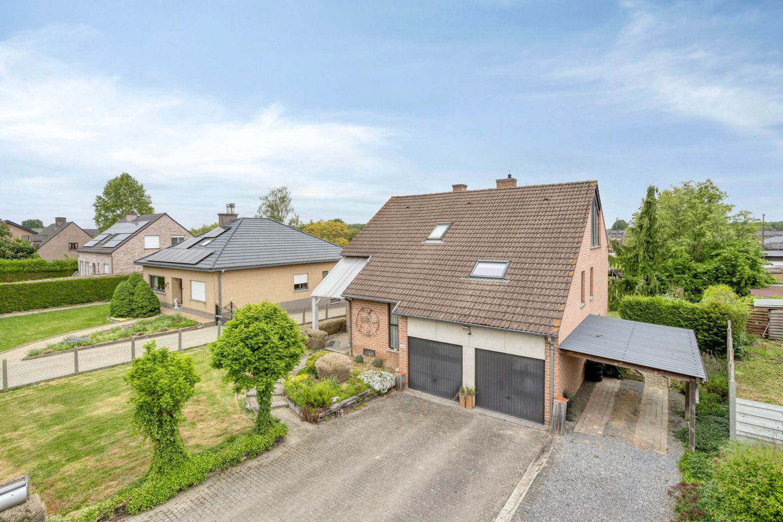 Ruime woonst met tuin in Boutersem (Roosbeek) foto 2