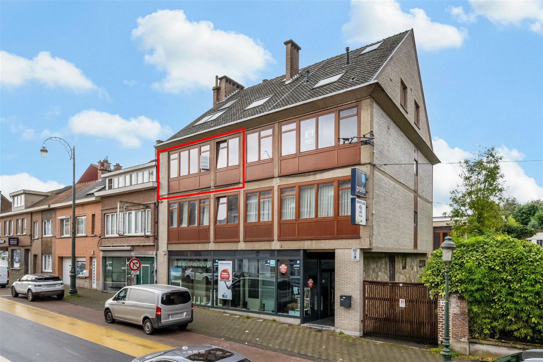 appartement foto {{pictureIndex}}
