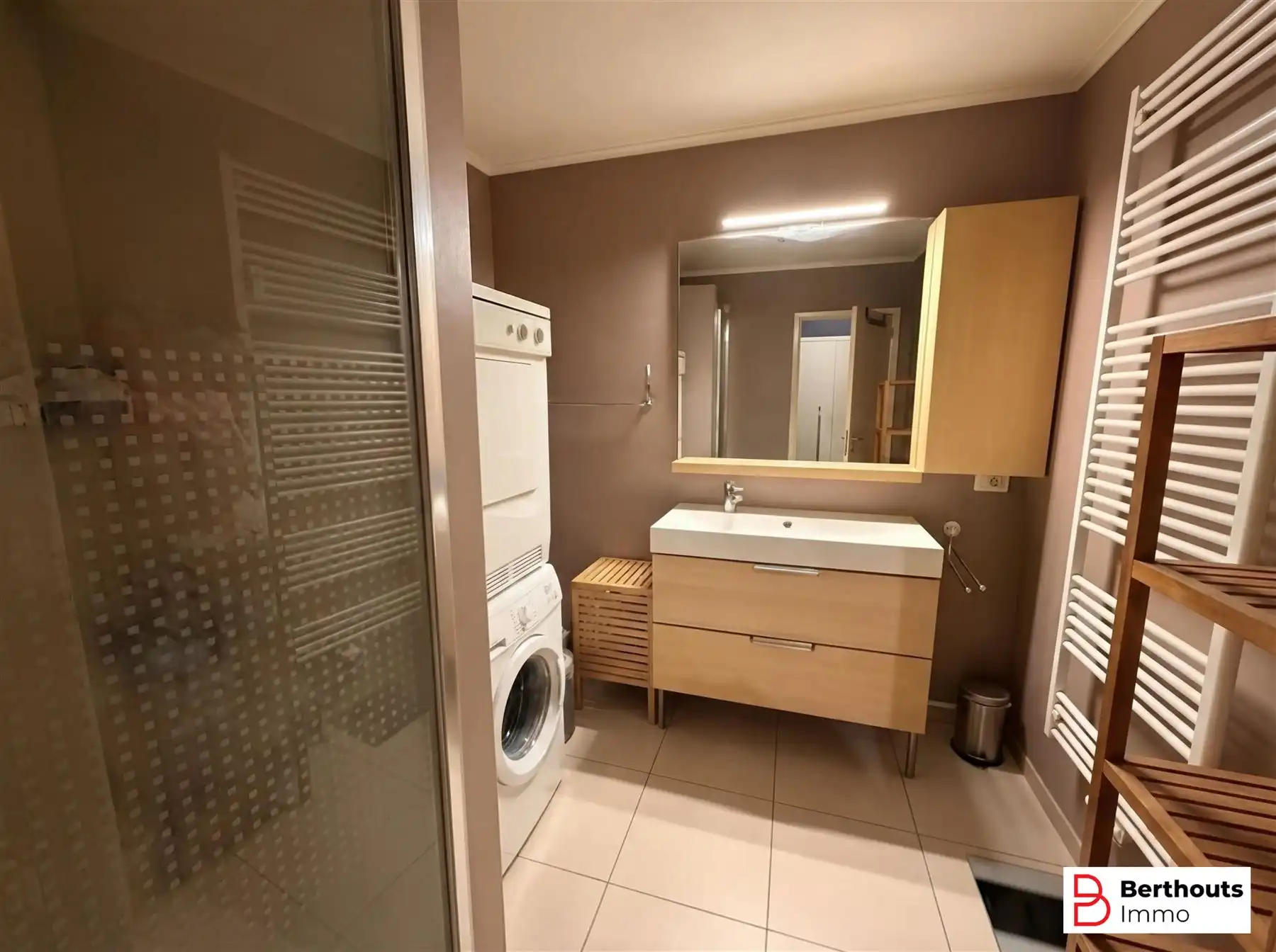APPARTEMENT INCLUSIEF  ONDERGRONDSE STAANPLAATS foto 10