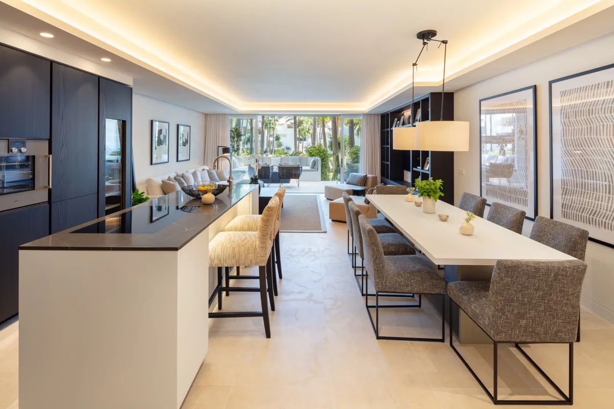 Exclusieve luxe in Marbella: prachtig appartement in het iconische Puente Romano Resort foto 6