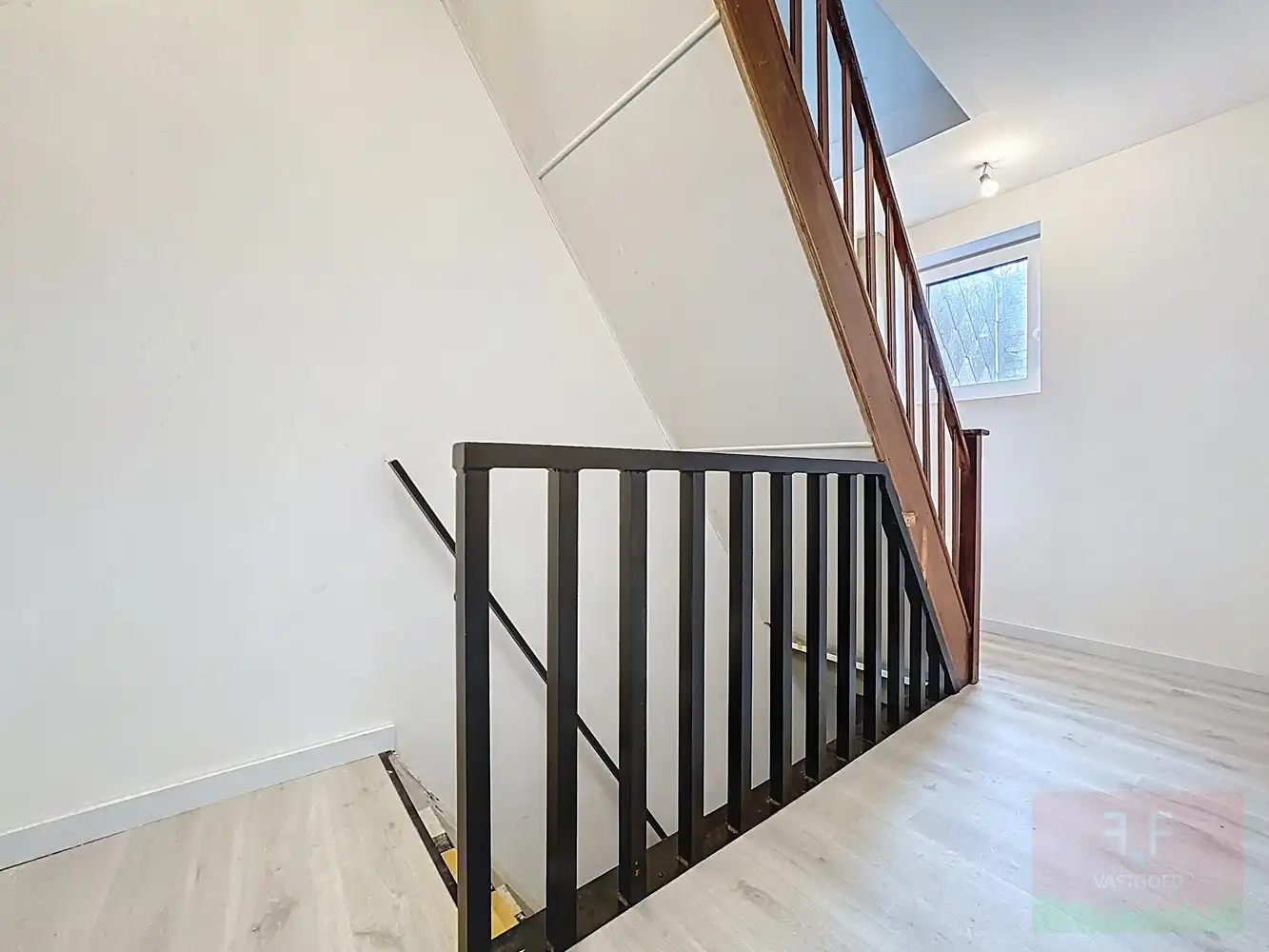 Handelspand met ruime duplex loft en grote Zuidgerichte tuin foto 5