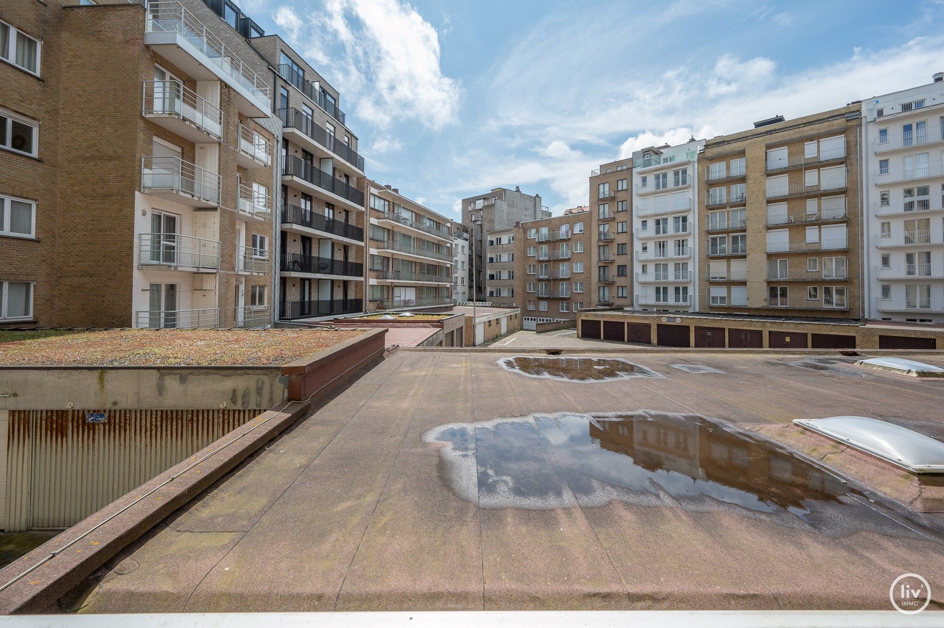 Recent appartement met 2 volwaardige slaapkamers en een zijdelings zeezicht gelegen op enkele meters van het strand nabij het Rubensplein.  foto 12