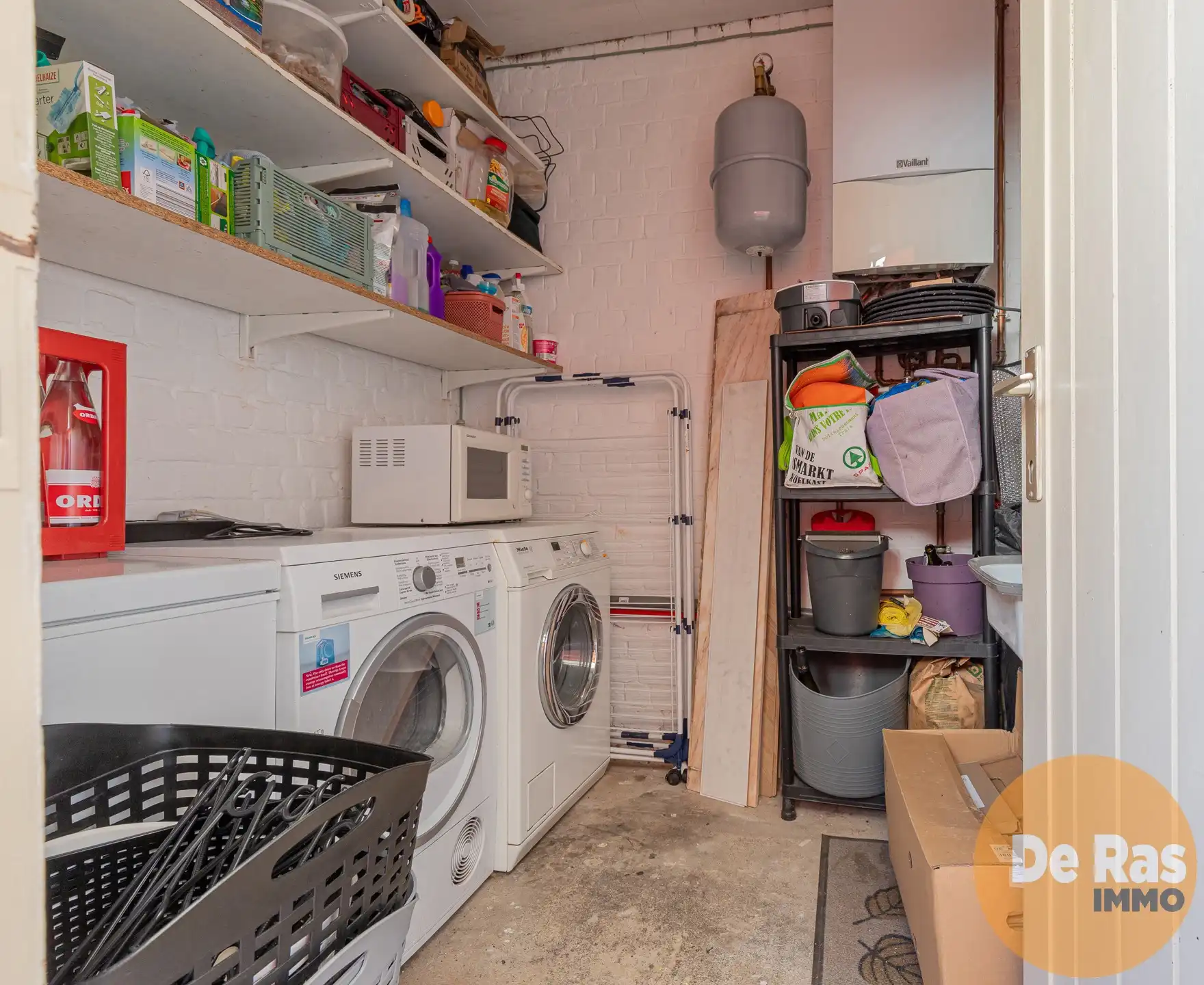 WETTEREN - Instapklare woning met twee slpks en terras foto 9