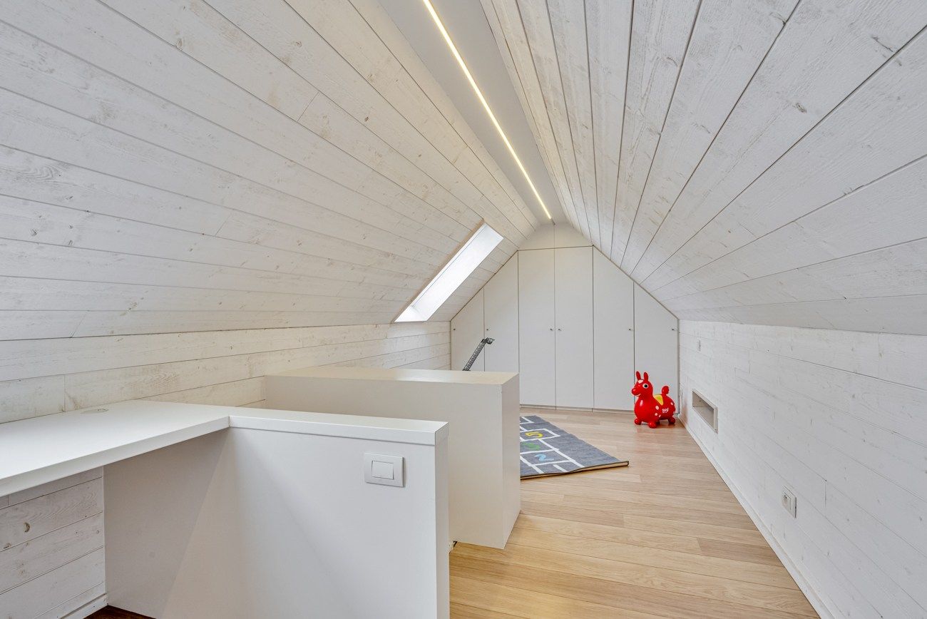 Instapklare halfopen bebouwing met 4 slaapkamers in Oostakker foto 26