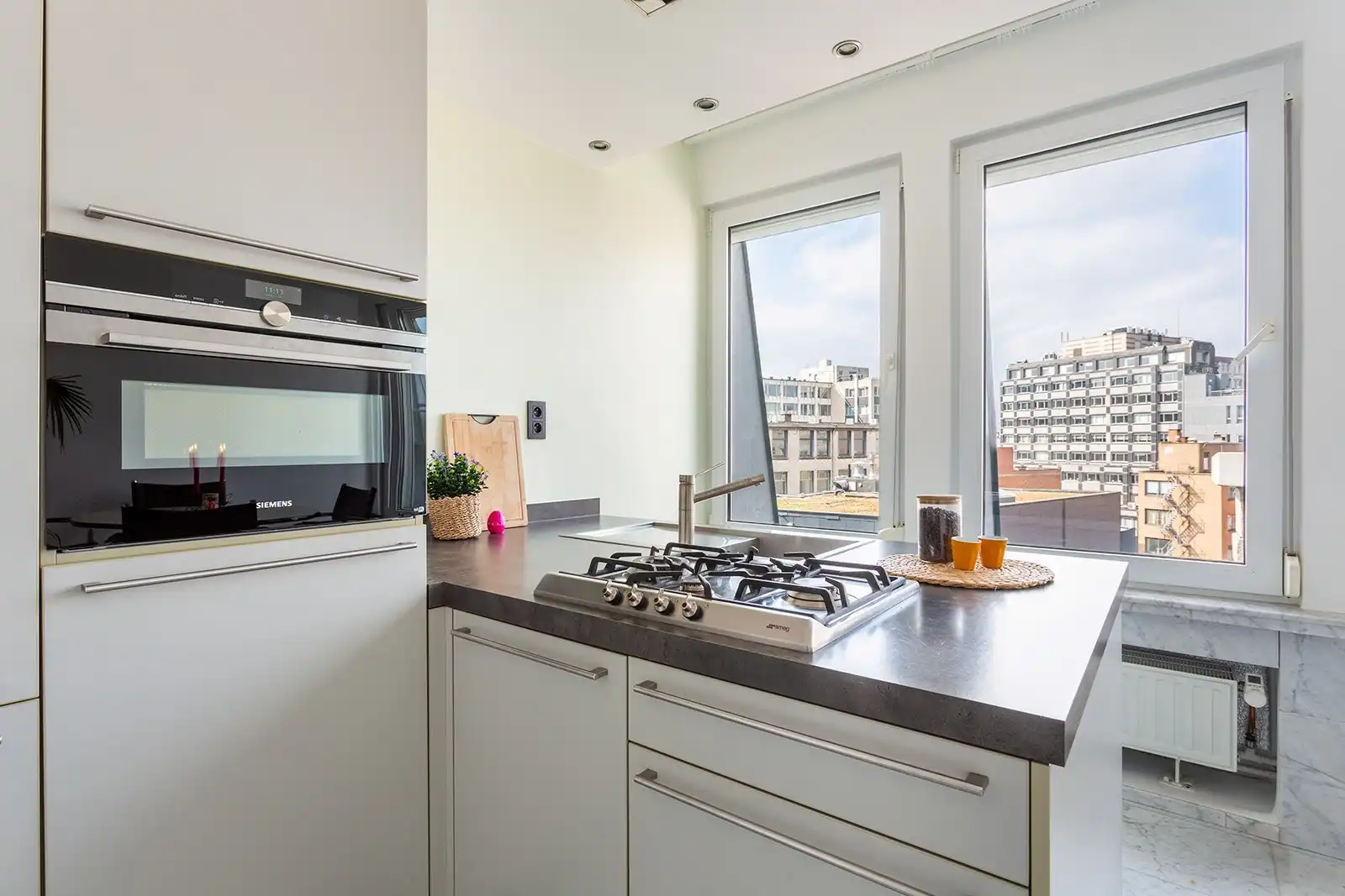 Centraal wonen in iconisch gebouw foto 5