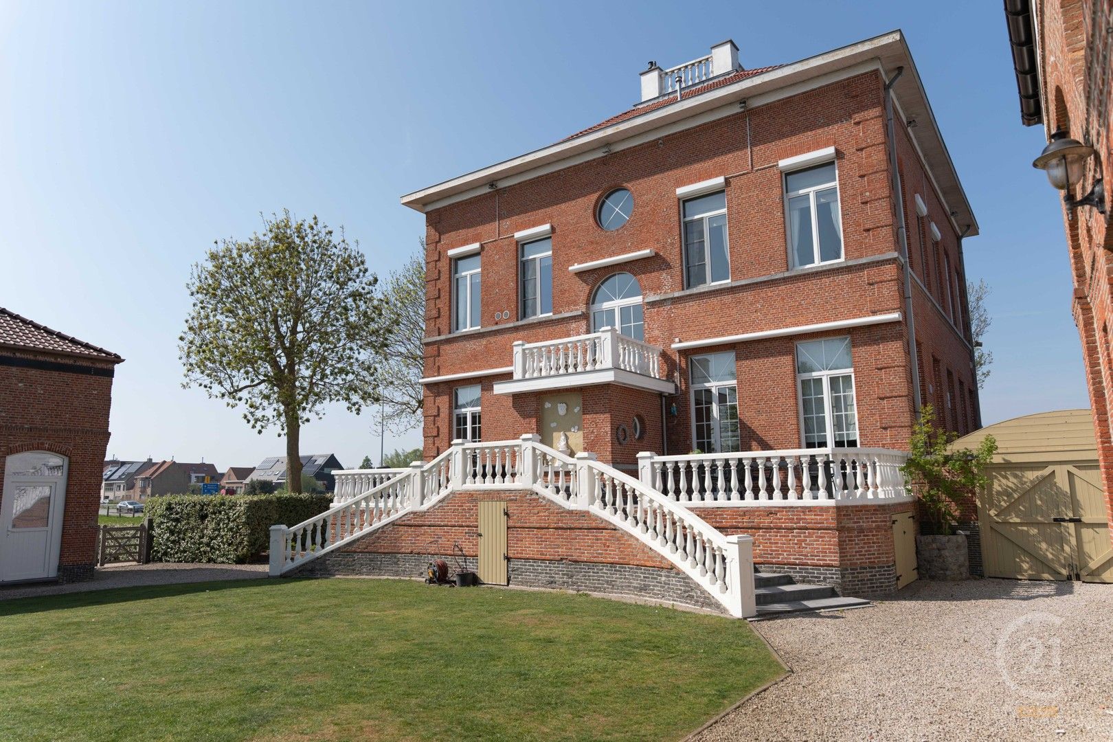 Charmant herenhuis in Leffinge – Le Petit Chateau foto {{pictureIndex}}