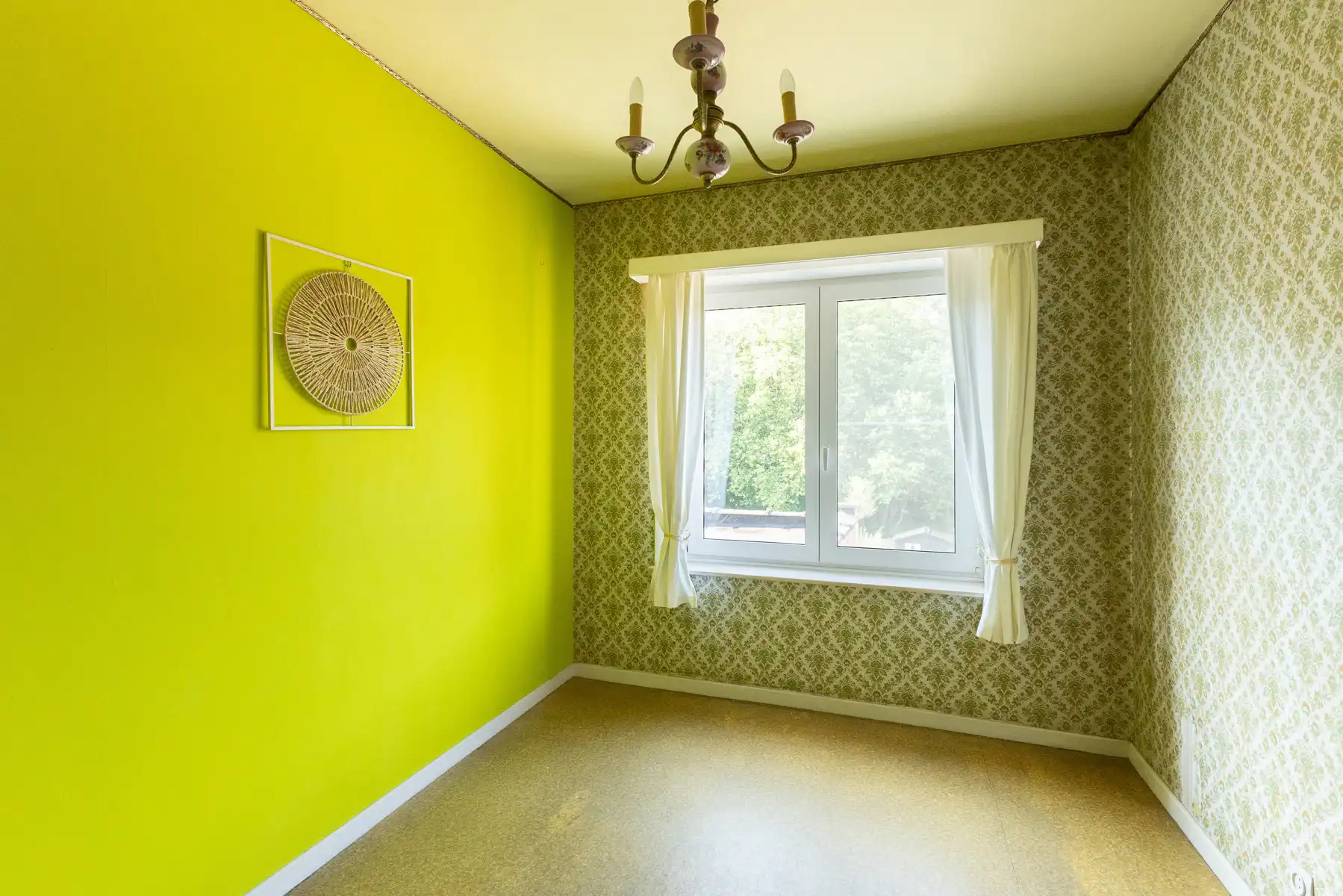 Te renoveren woning met garage en tuin in Sint-Niklaas foto 12