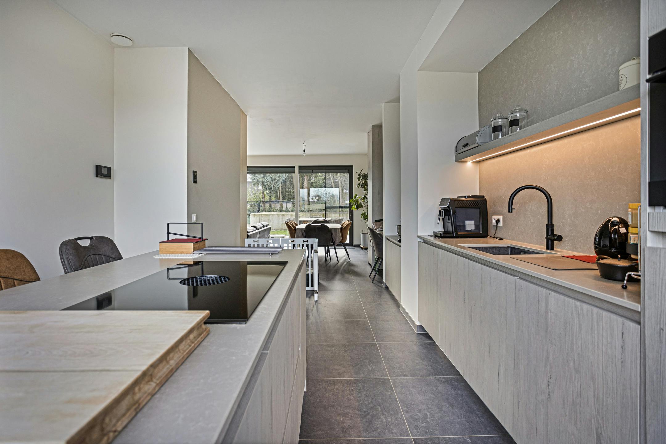 Ruime en kwalitatieve woning te koop in Brecht! foto 5