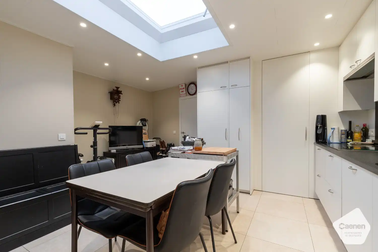 Instapklare woning, gelegen in een rustige omgeving met een centrale en vlot bereikbare ligging foto 9