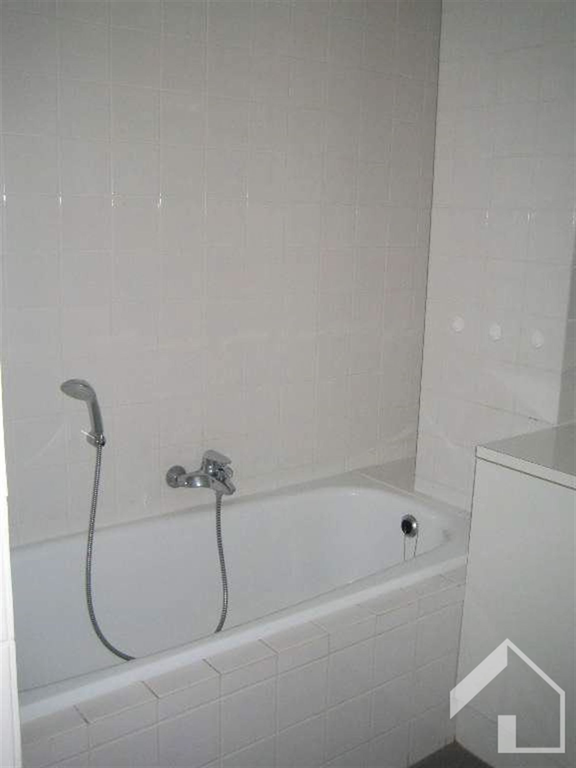 GOED GELEGEN APPARTEMENT MET 2 SLAAPKAMERS  foto 5