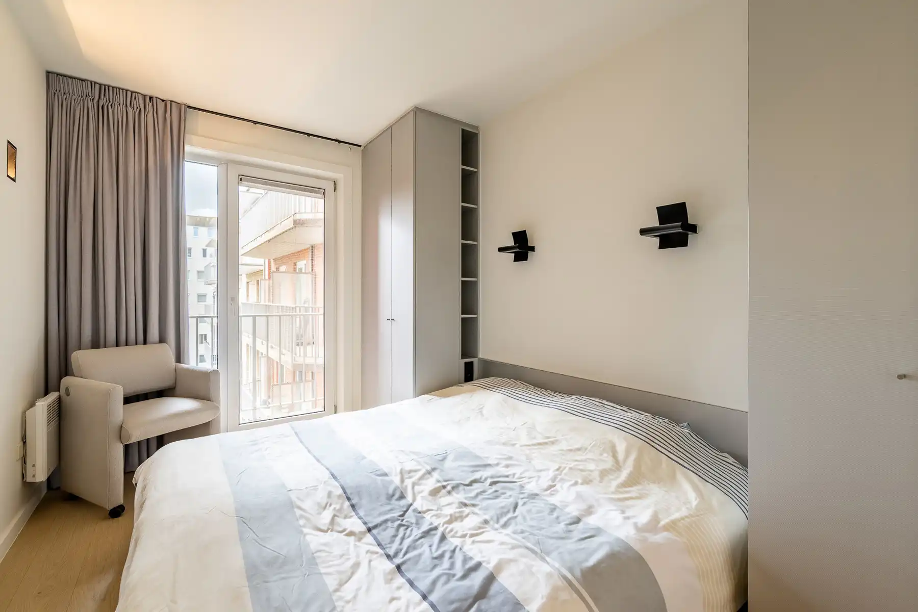 EXCLUSIEF TE KOOP - TOP appartement met zeezicht. foto 14
