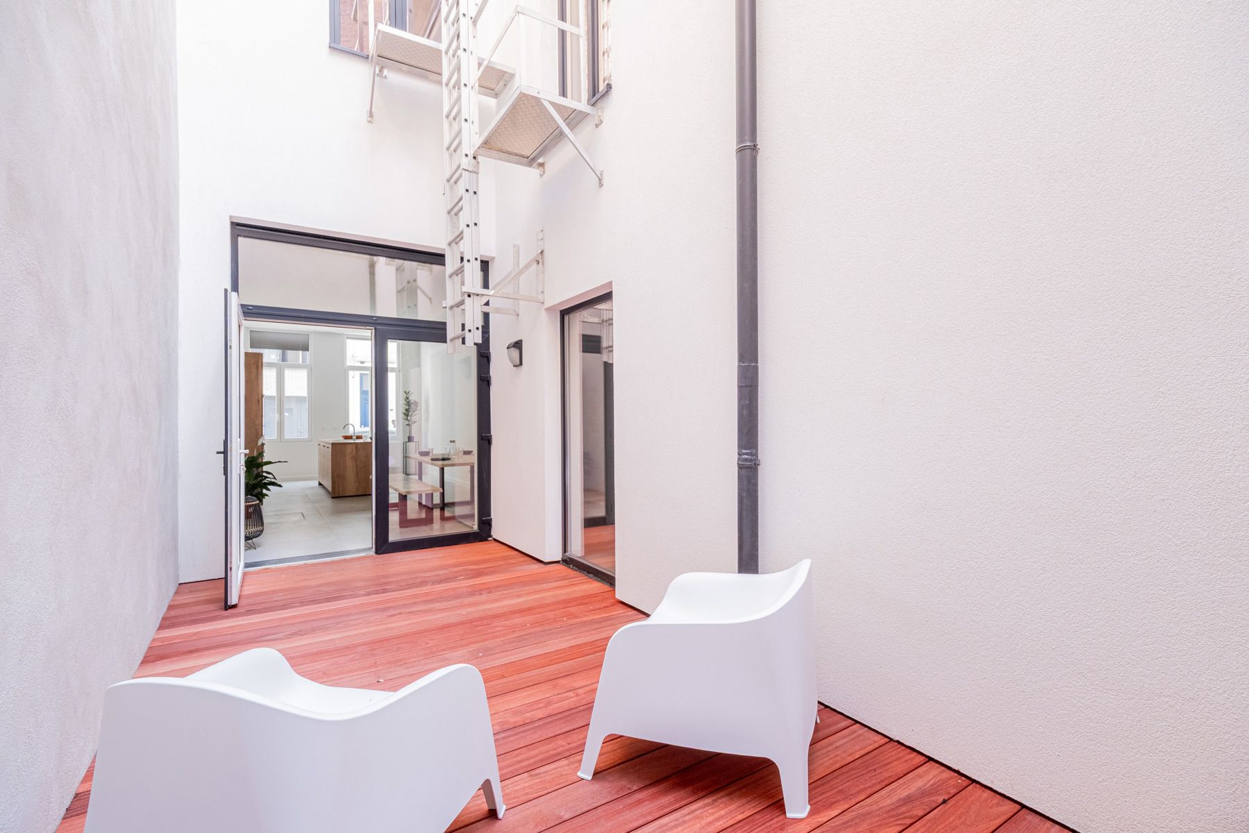 Gerenoveerd studentengebouw nabij Park Spoor Noord foto 3
