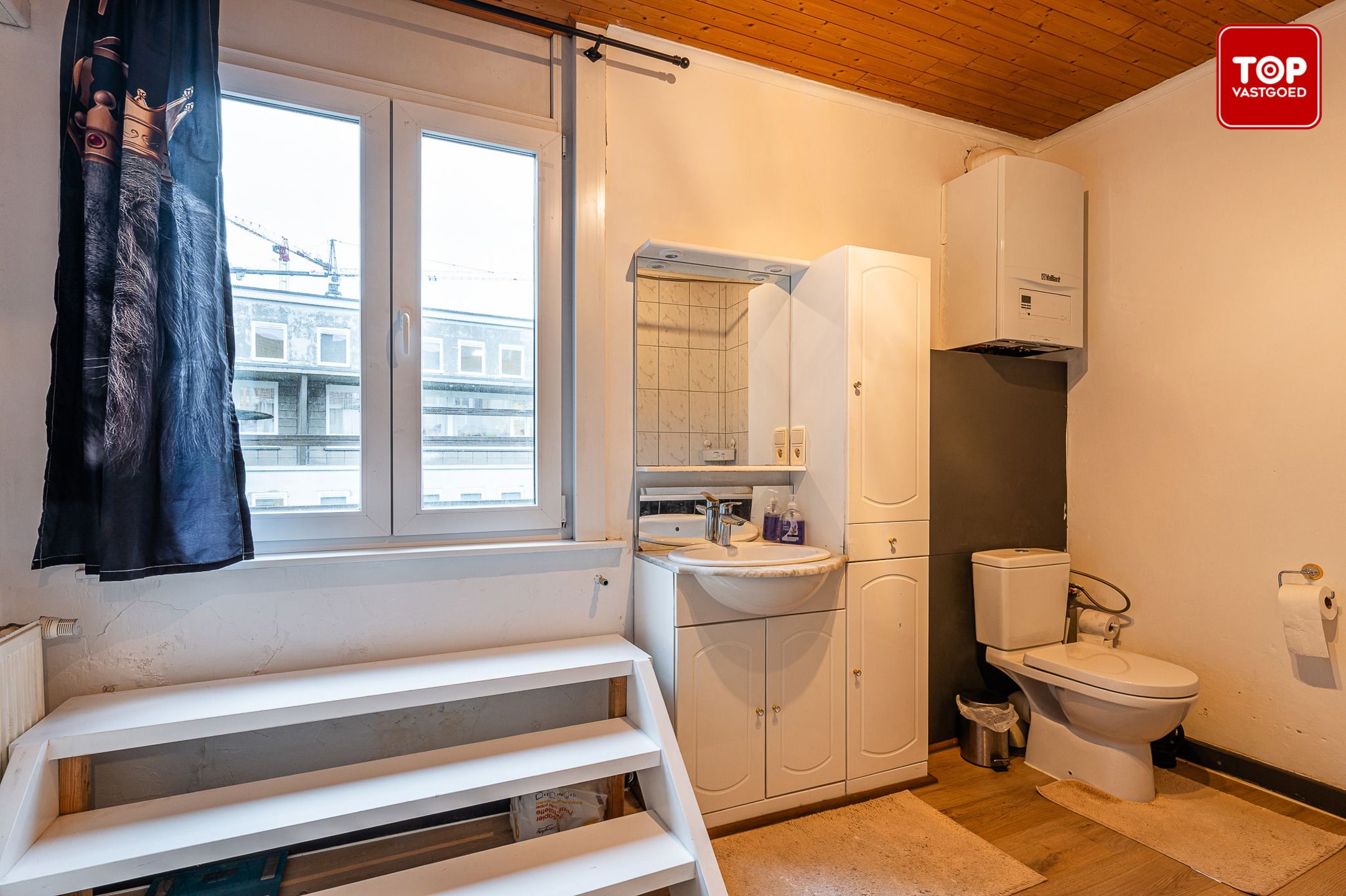 Instapklare woning in centrum Deinze foto 14