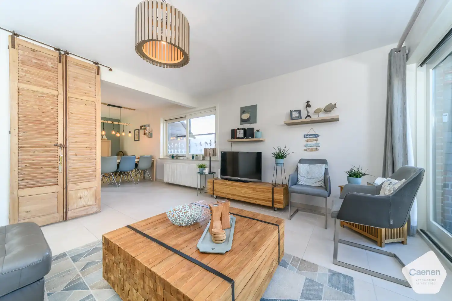 Modern en instapklaar hoekappartement met ruime garage, vlak bij zee en centrum foto 4