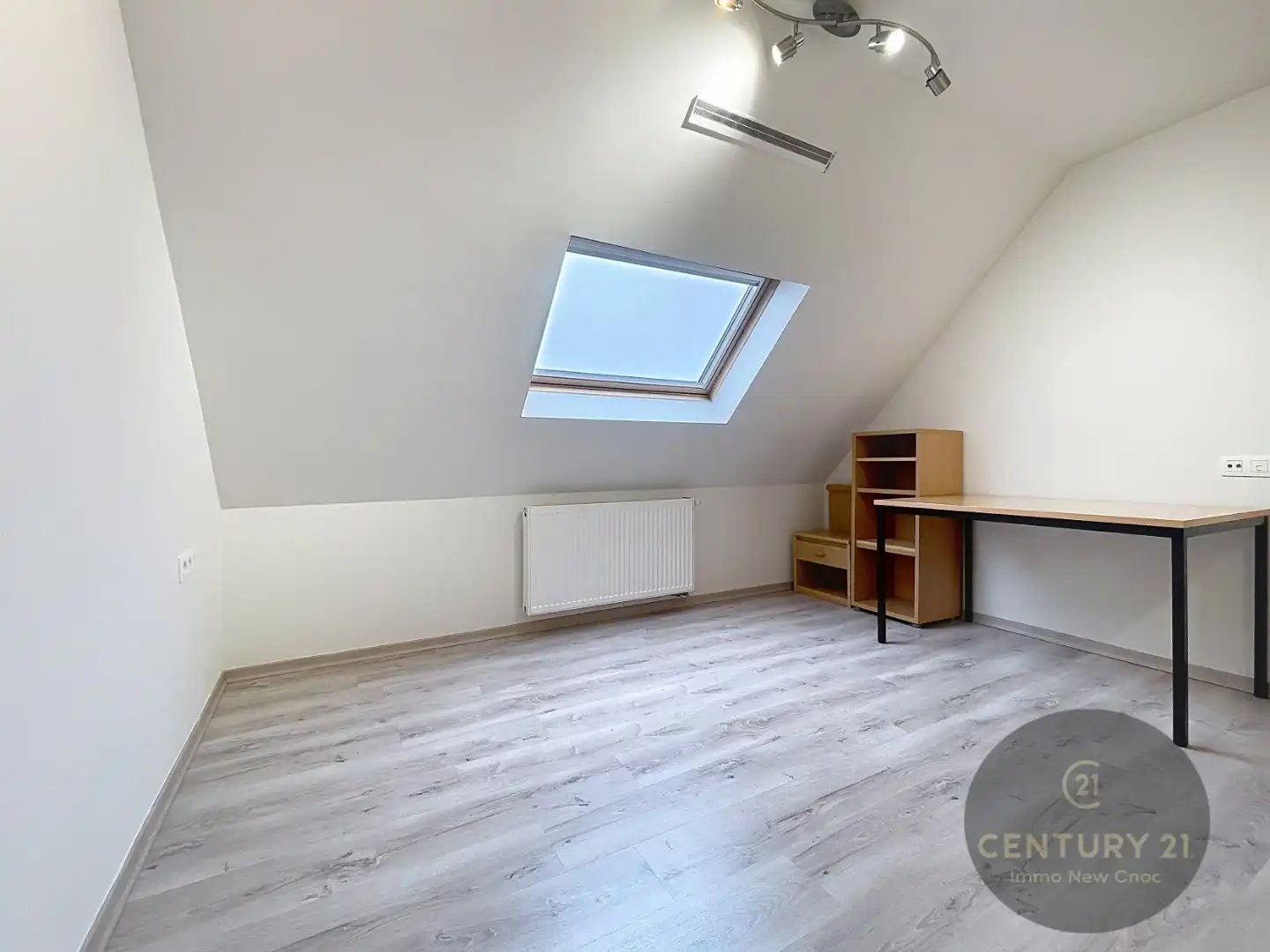 Prachtige rijwoning gelegen in Dudzele dorp. foto 11