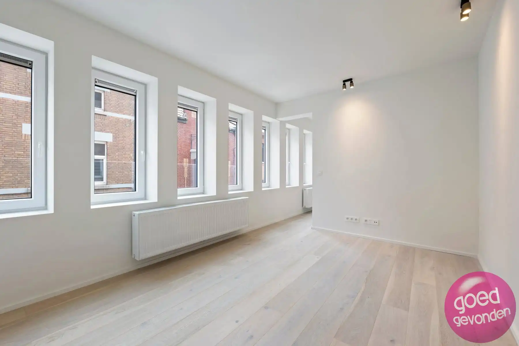 NIEUW APP - 2 SLK - TERRAS - KELDER - CENTRUM foto 7