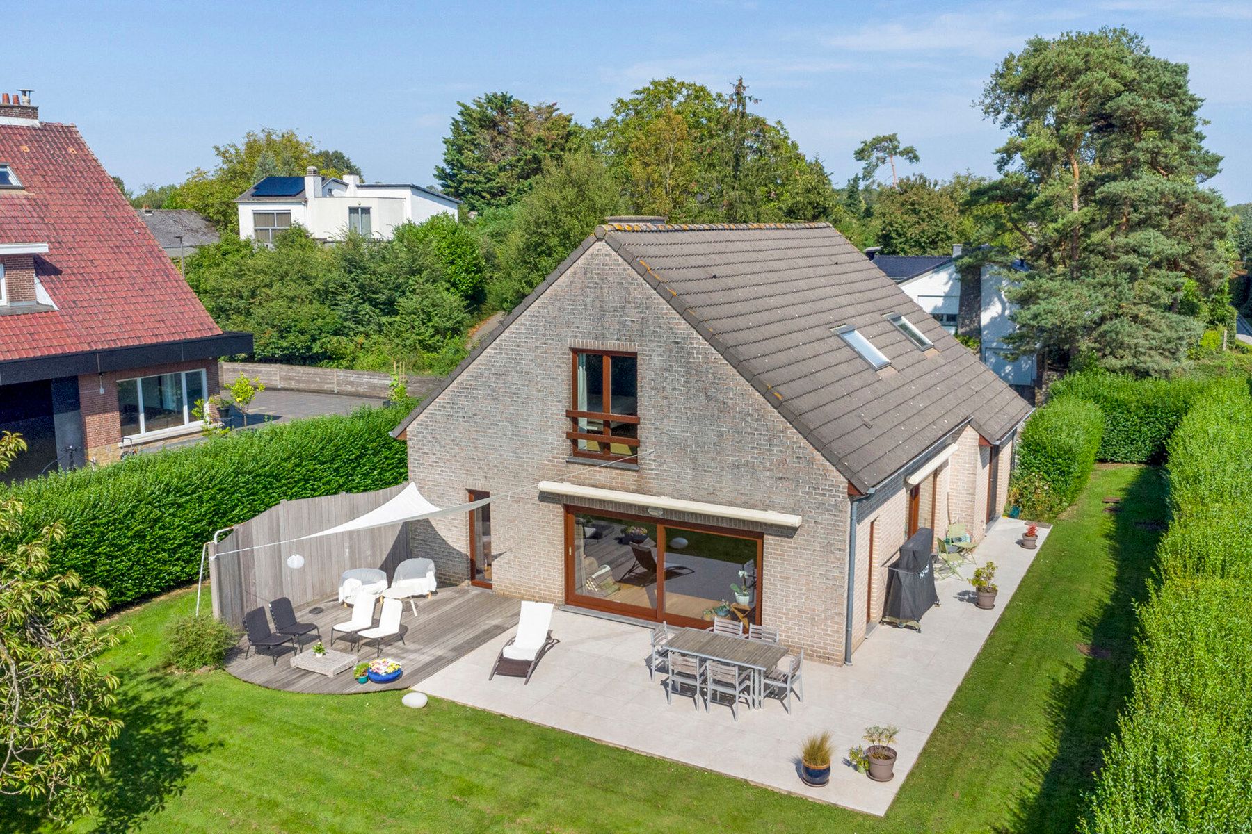 Instapklare villa gelegen op een toplocatie in Dilbeek! foto 29