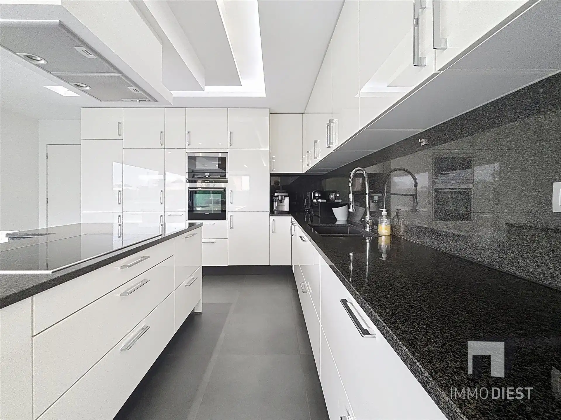 Villa met 5 slaapkamers op 8,50are in doodlopende straat foto 10