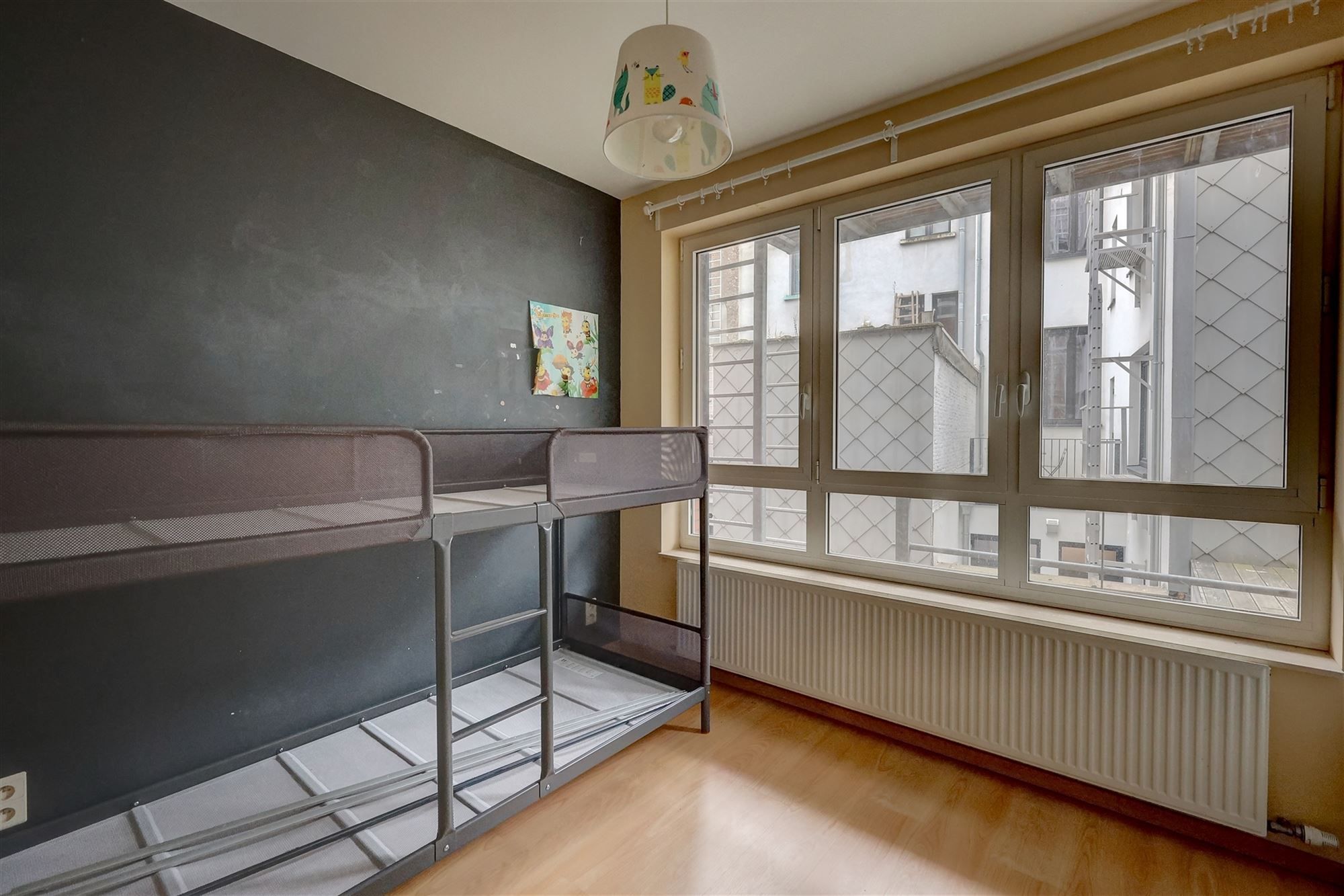 Ruim instapklaar appartement met 2 slaapkamers en 2 badkamers en terras van ca 30 m² foto 9