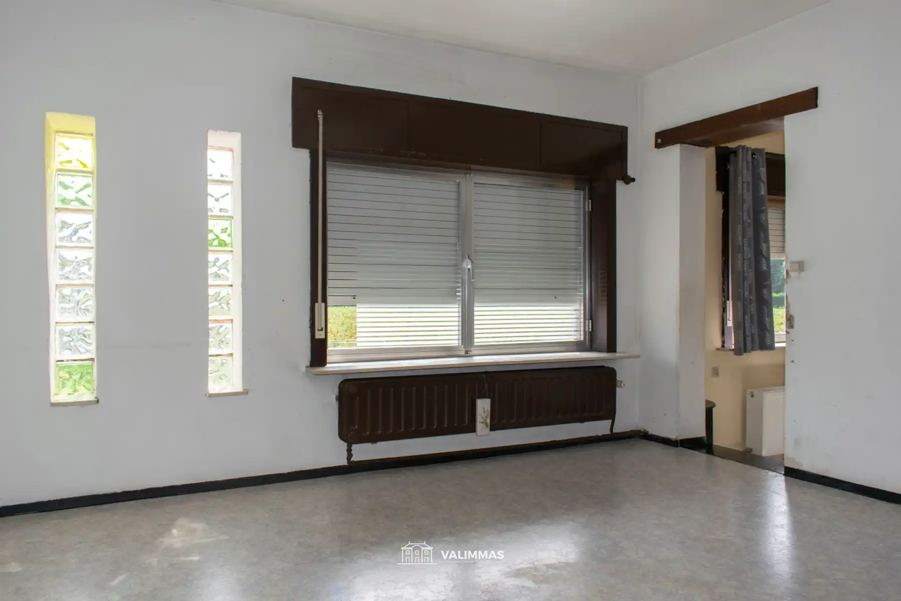 Ruime woning mt bijgebouwen & atelier (achteraan bereikbaar) foto 13