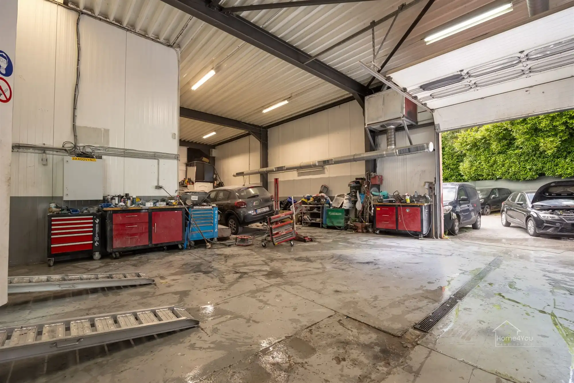 Nijverheidsgebouw + woning  foto 11