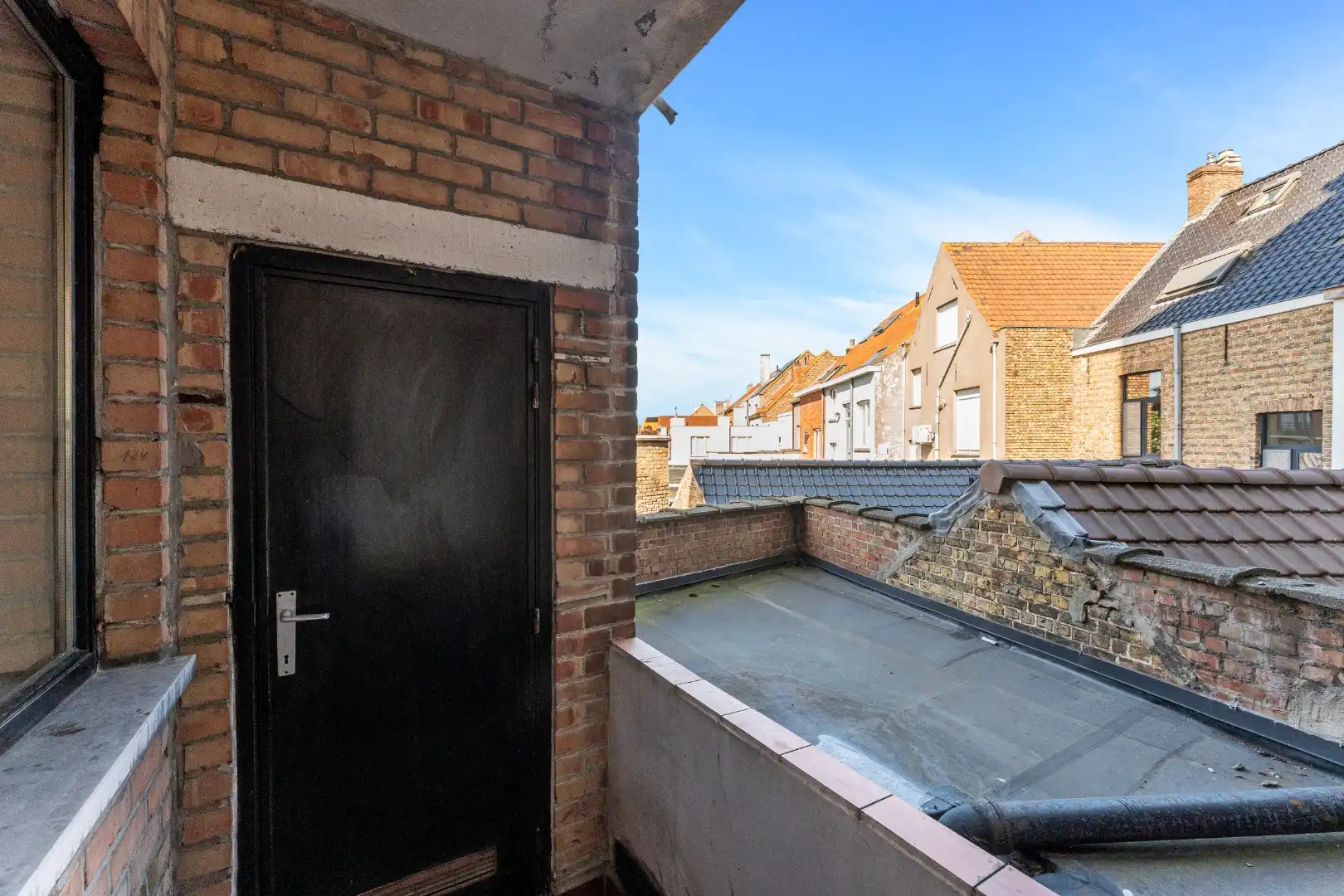 Appartement met 2 terrassen en een autostaanplaats foto 18