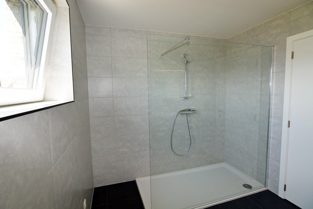 Halfvrijstaande nieuwbouwwoning met 3 slpks en dressing op perceel van 4a 88ca. foto 20