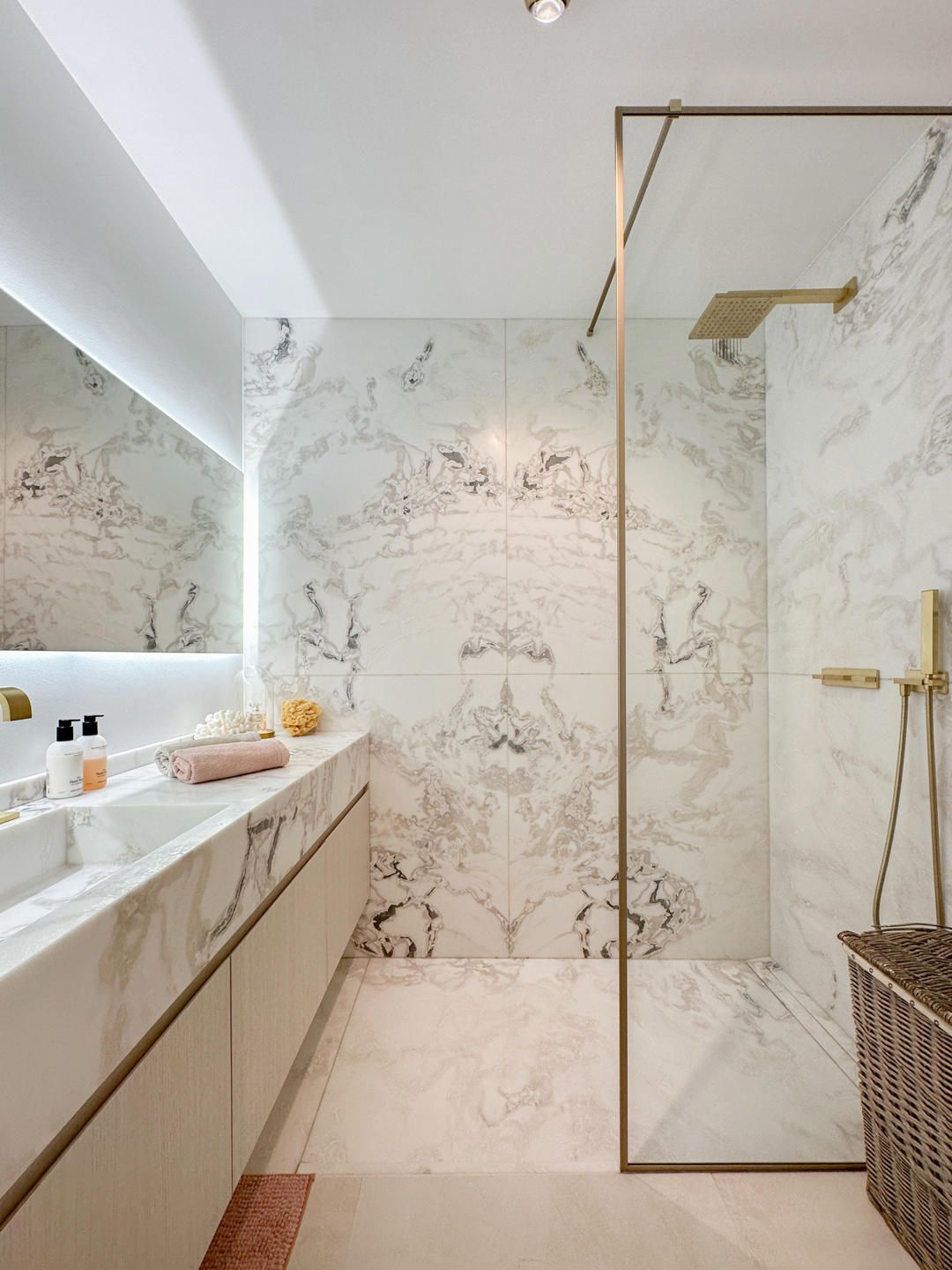 Subliem nieuwbouwappartement in het Zoute met zonnig terras foto 20