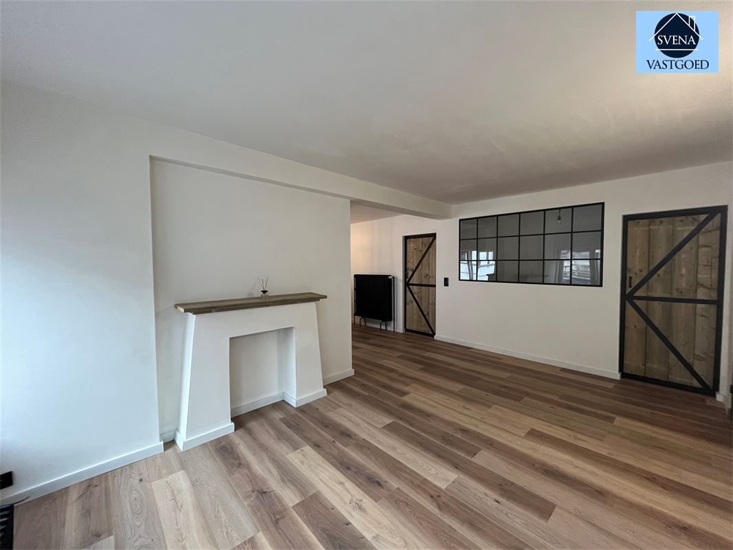 GERENOVEERD APPARTEMENT  foto 3