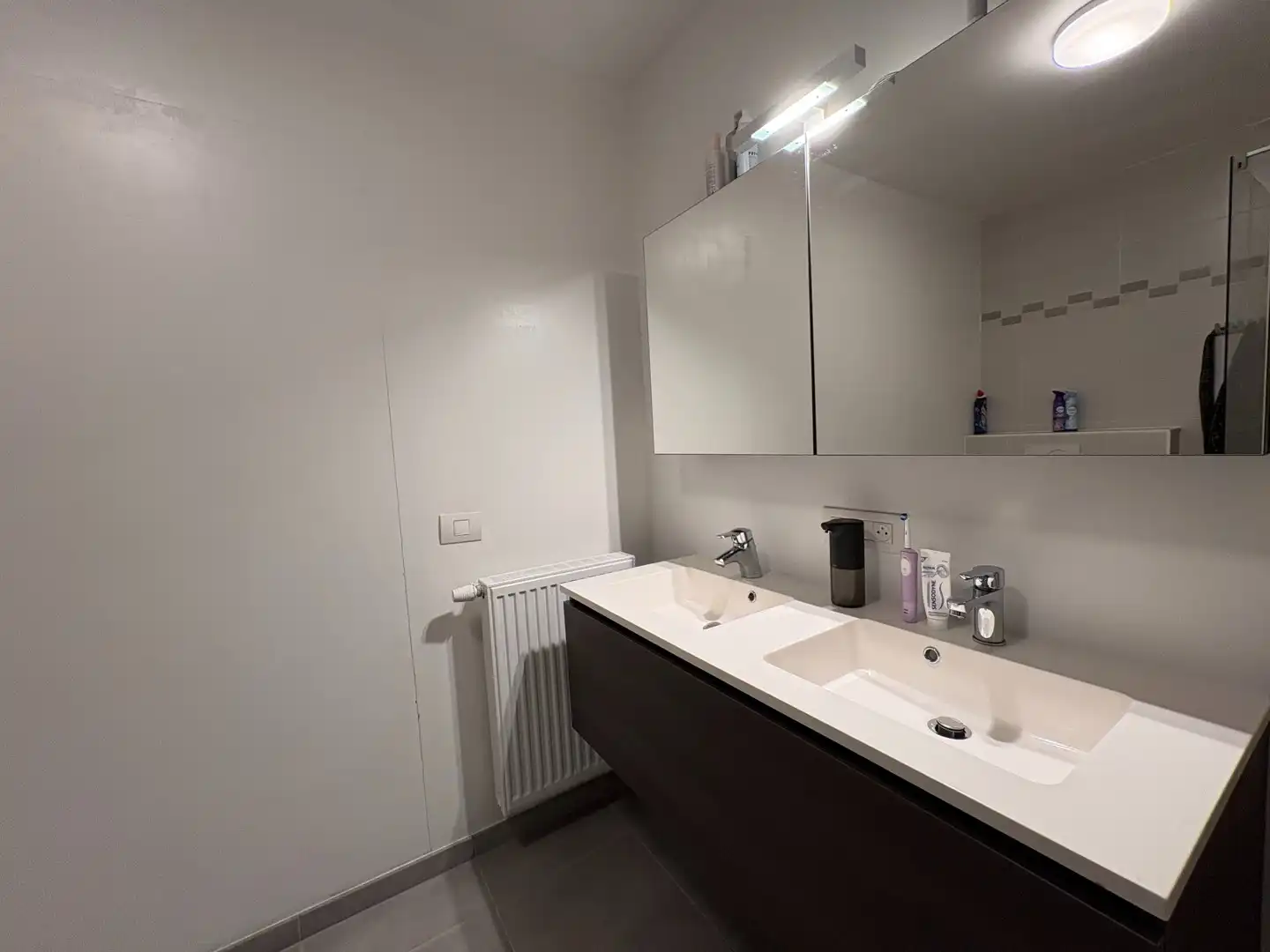 Zeer rustig gelegen en mooi afgewerkt appartement foto 9