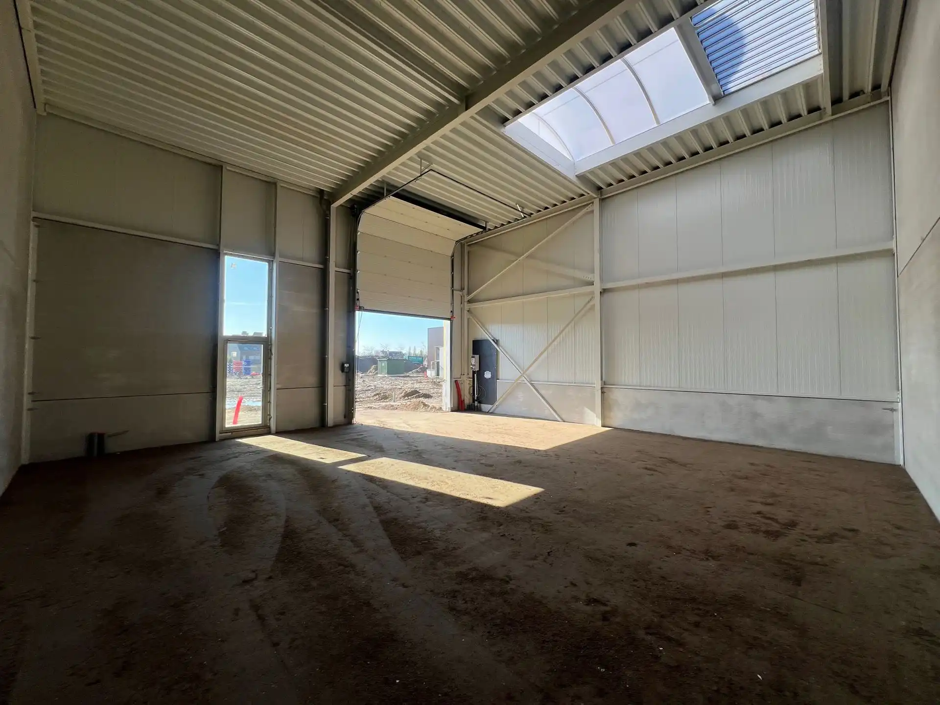 NIEUWBOUW KMO-UNIT VAN 144M² TE HUUR IN HALEN foto 7