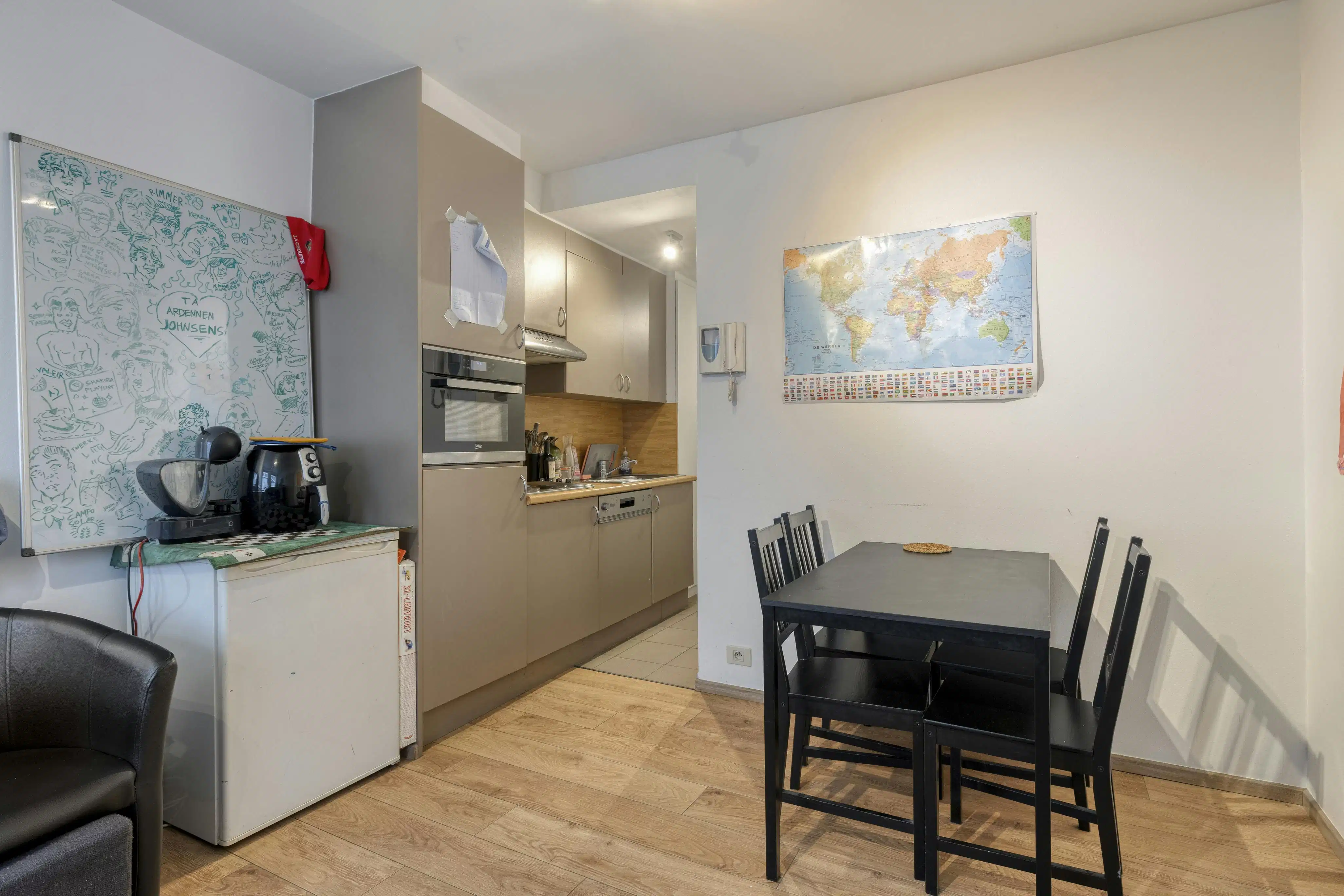 Gelijkvloers appartement met gezellige koer te koop te Gent foto 5