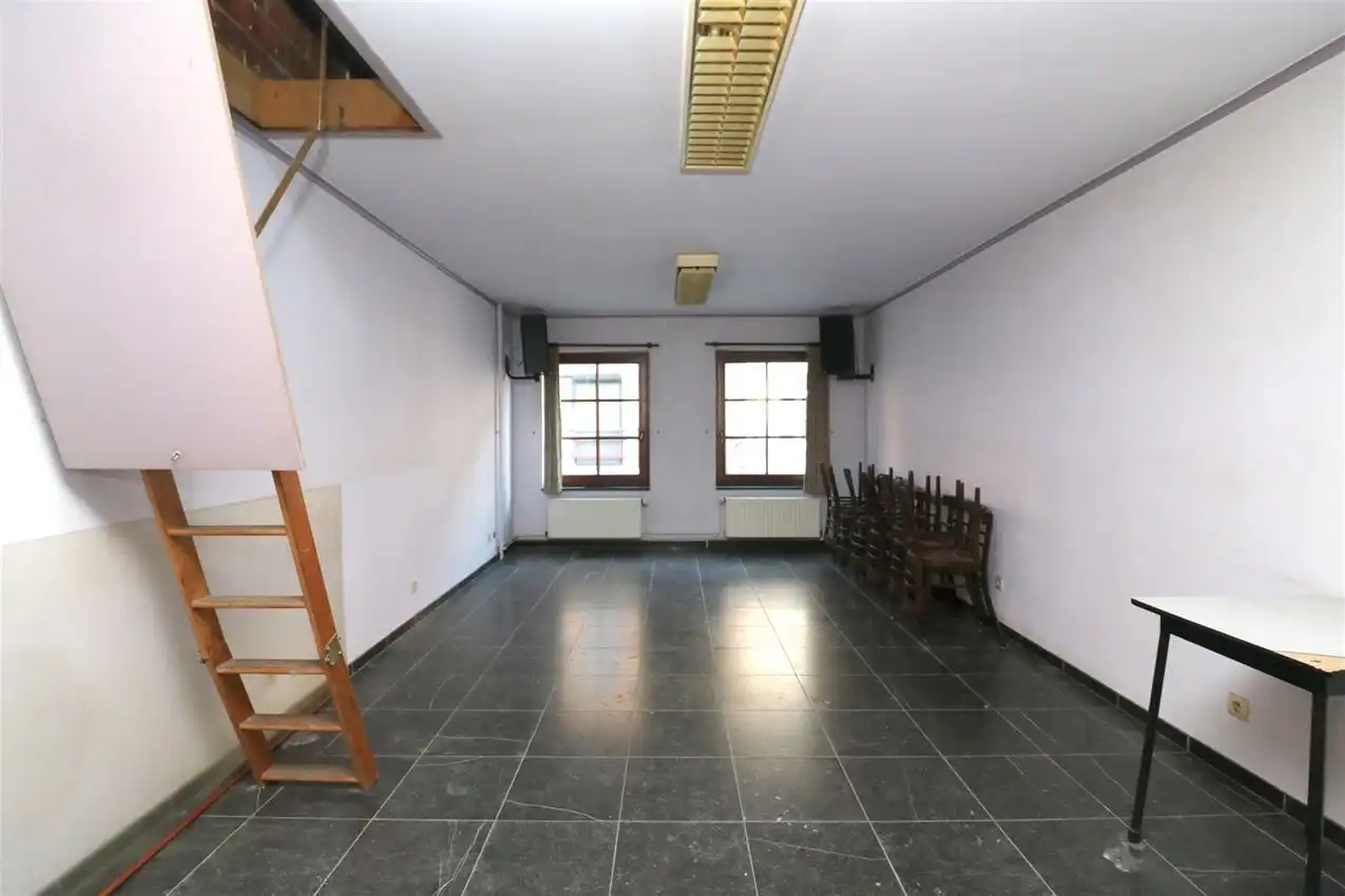 Authentiek bruin café in hartje Scherpenheuvel foto 26