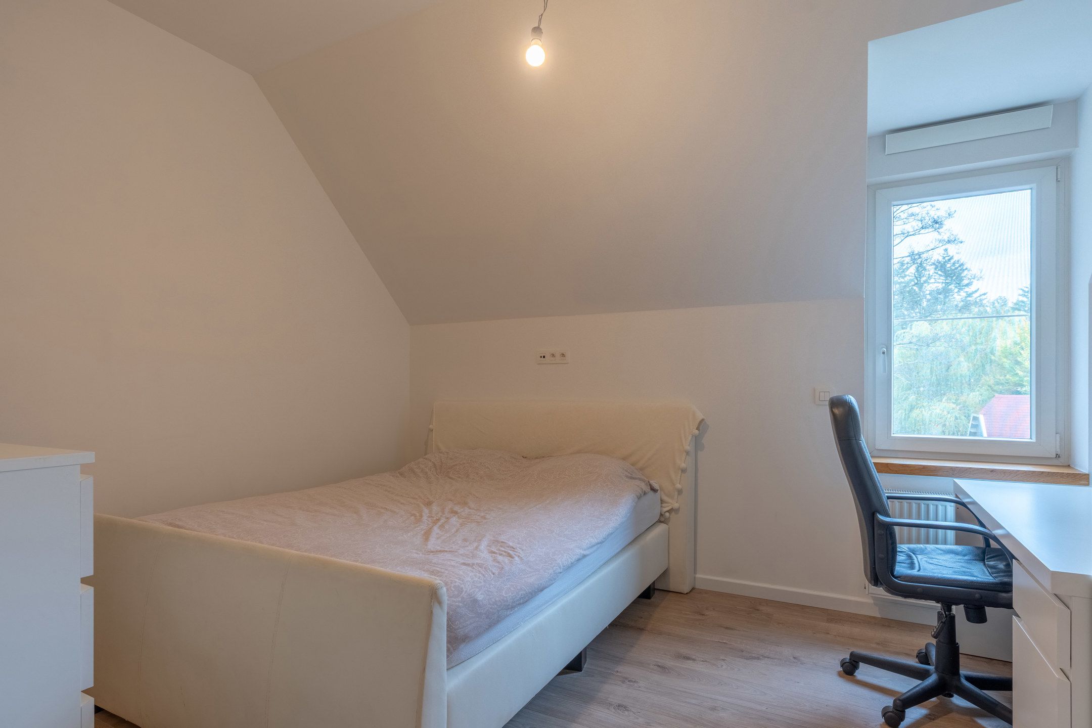 Ruime villa met 5/6 slpks op een perceel van 1.765 m²  foto 29