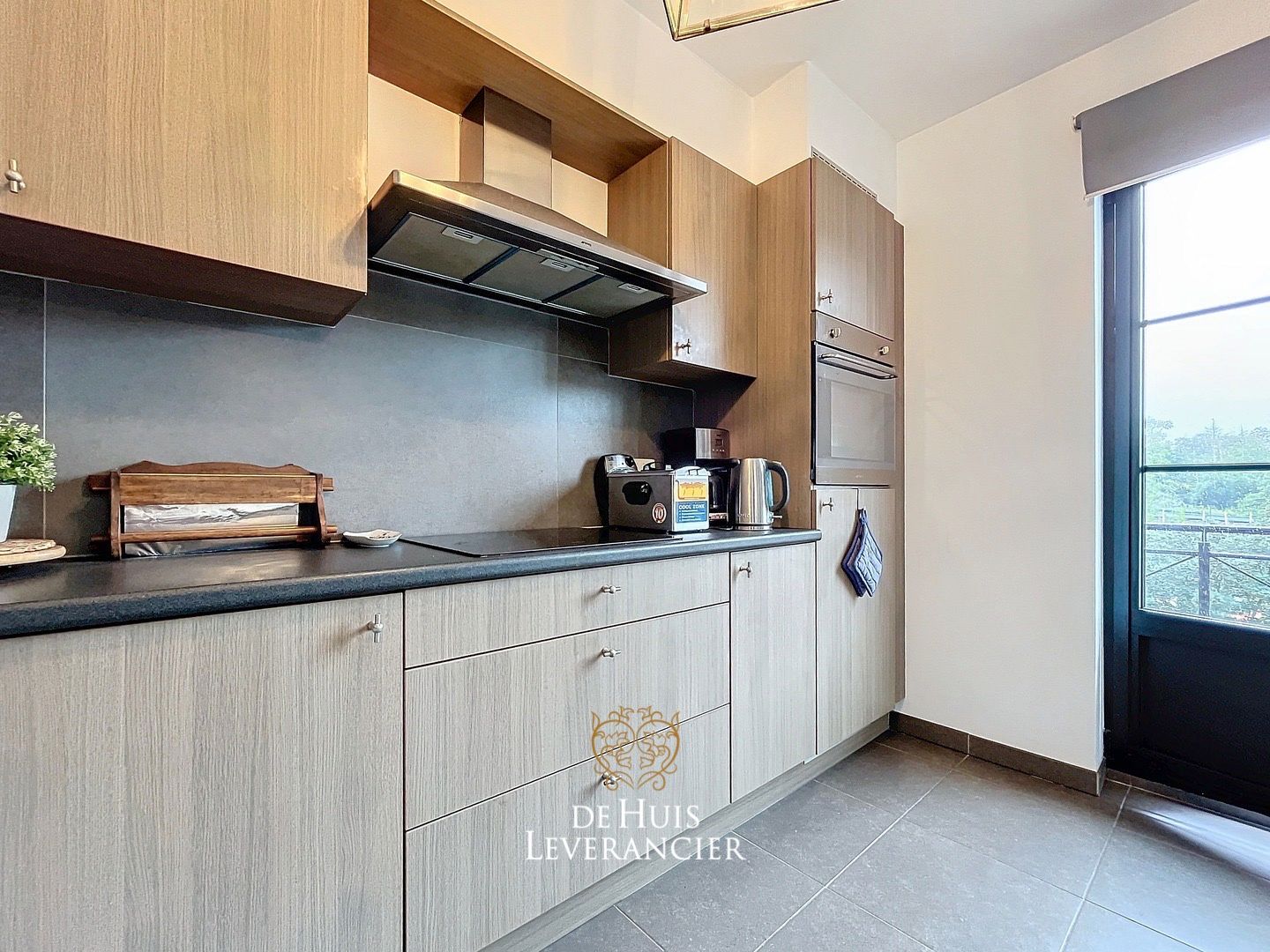 Prachtig Penthouseappartement (2 slpk) in hartje Hove te koop foto 7