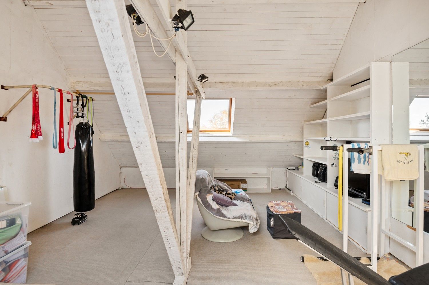 Gezellige lichtrijke rijwoning met 3 slaapkamers en prachtig aangelegde tuin in Wijnegem! foto 12