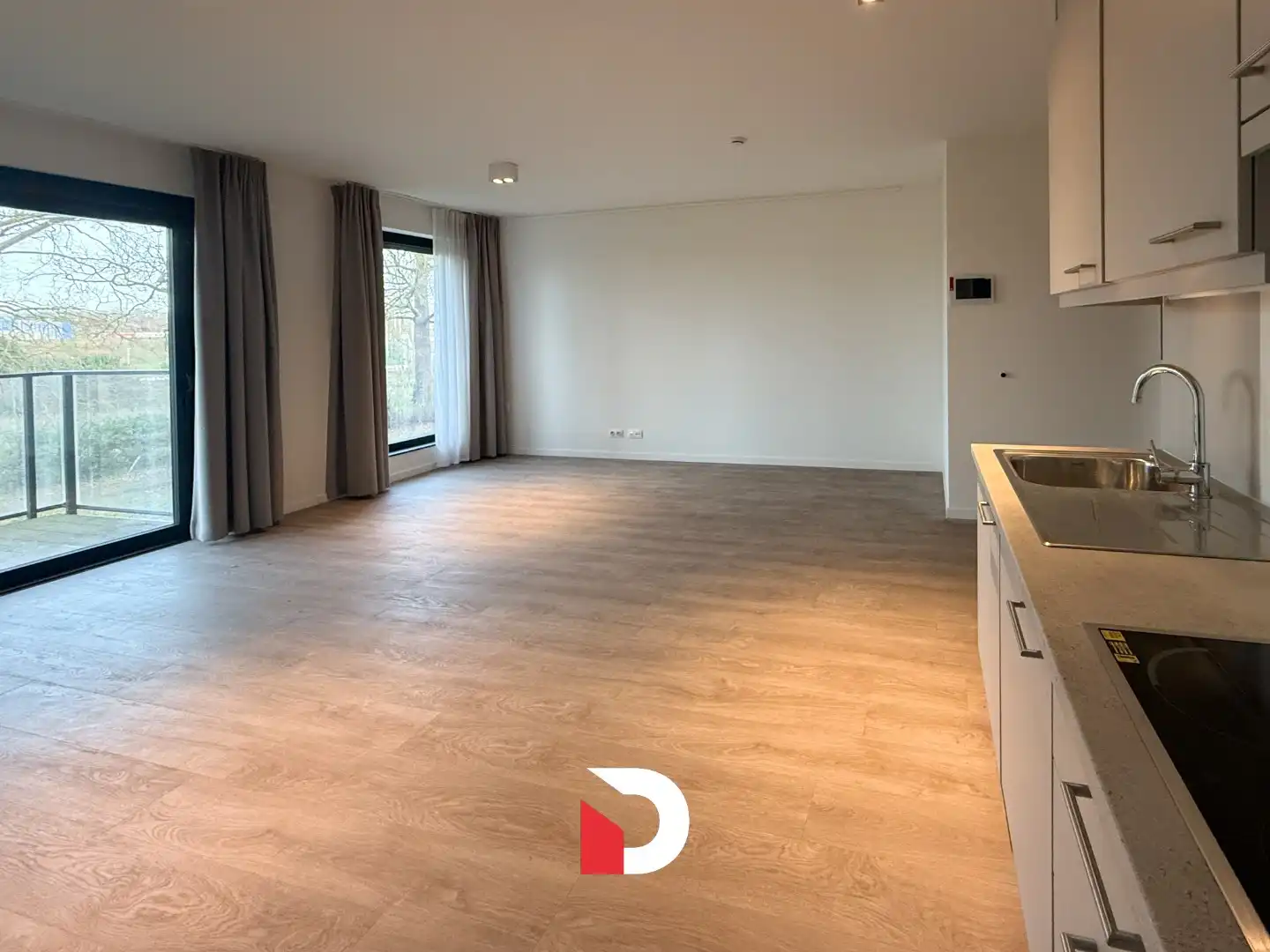 Stijlvolle assistentiewoning met terras en groen uitzicht te Brugge foto 3