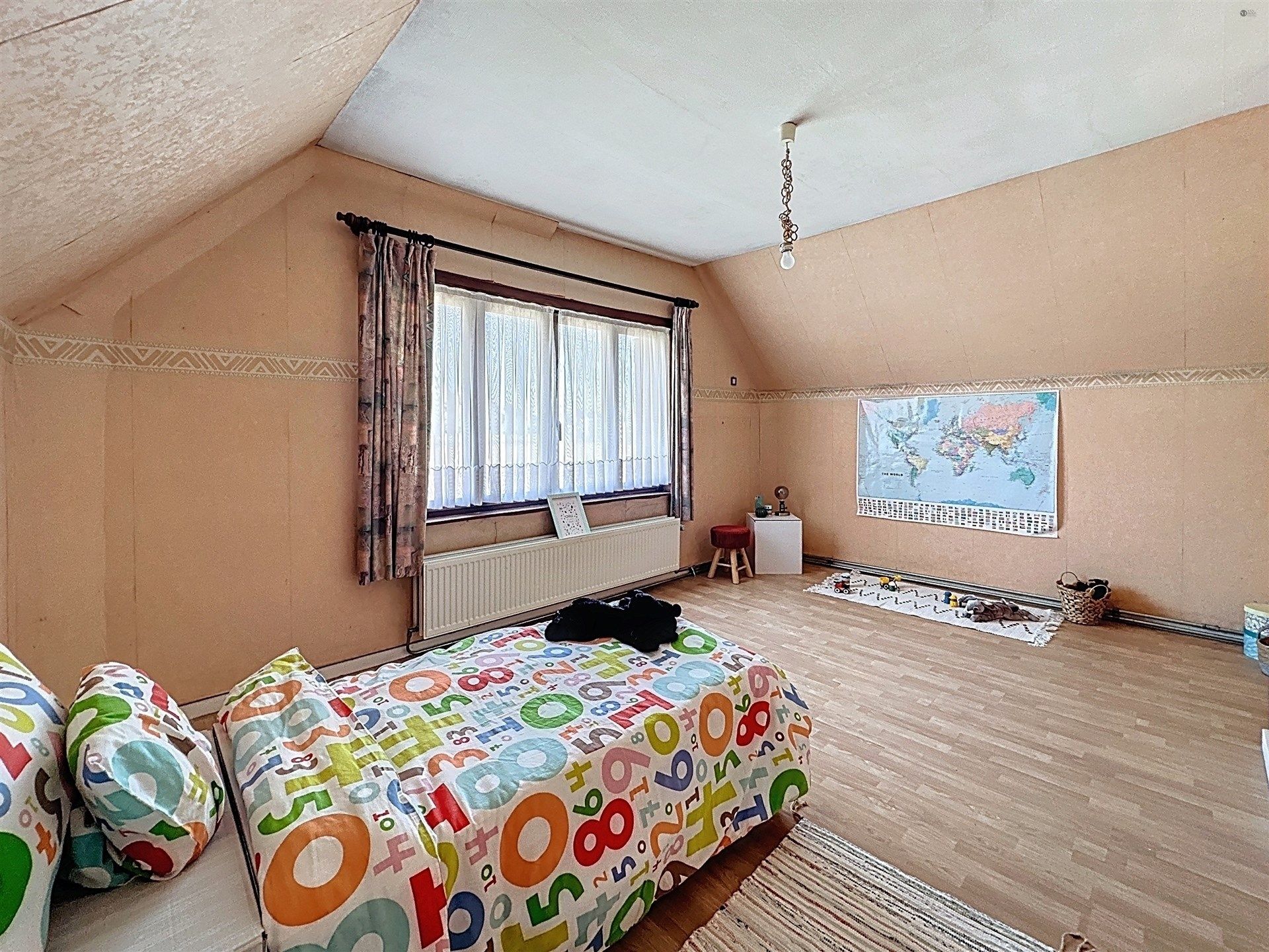 Woning met bijgebouw (88m²) op breed perceel van 1562m²  foto 10