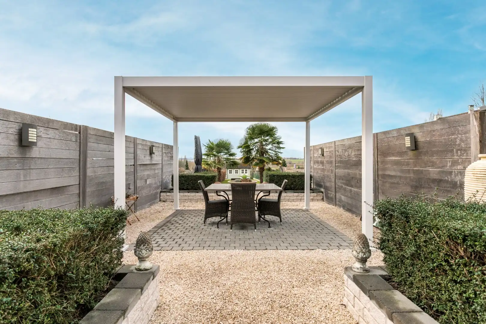 Bel-étage te koop met 3 slpks, terras en garage op +- 4,5are foto 14