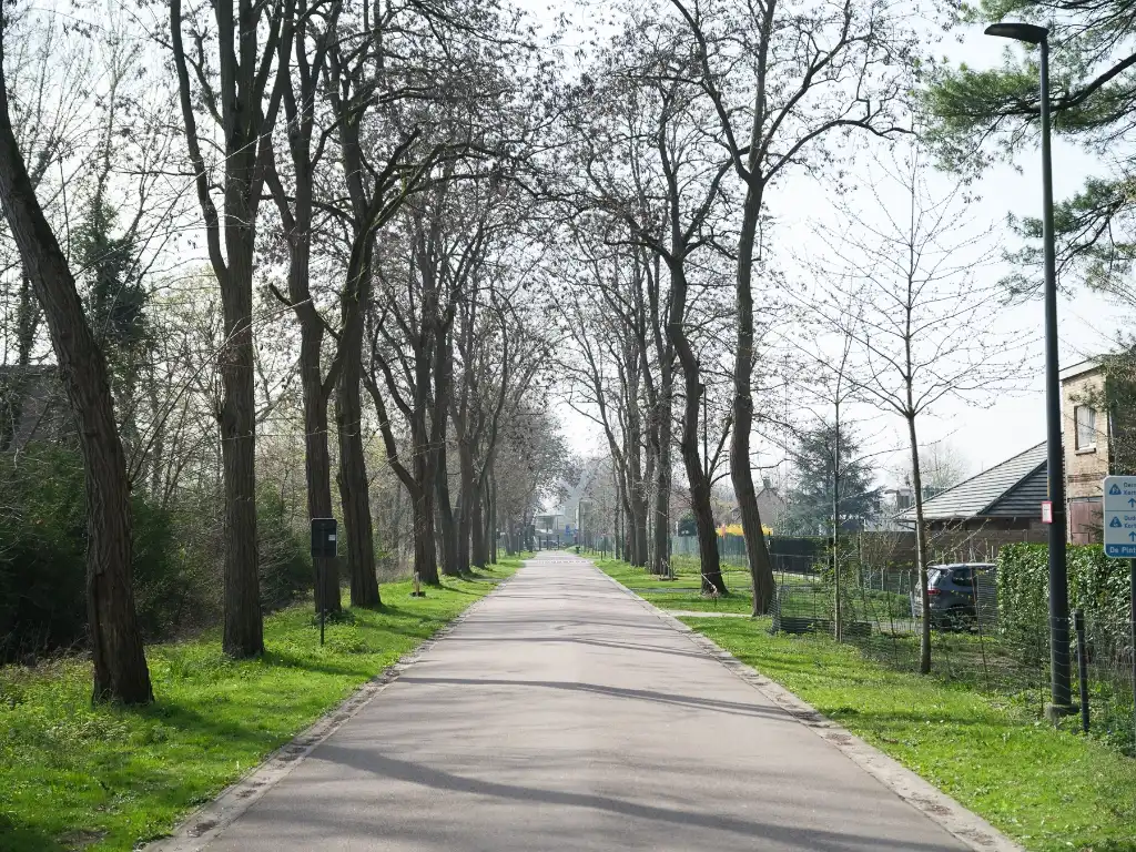 Lichtrijke penthouse met 3 slaapkamers, ruim zonneterras en twee overdekte staanplaatsen met groen uitzicht op fietsafstand van het centrum van Gent. foto 20