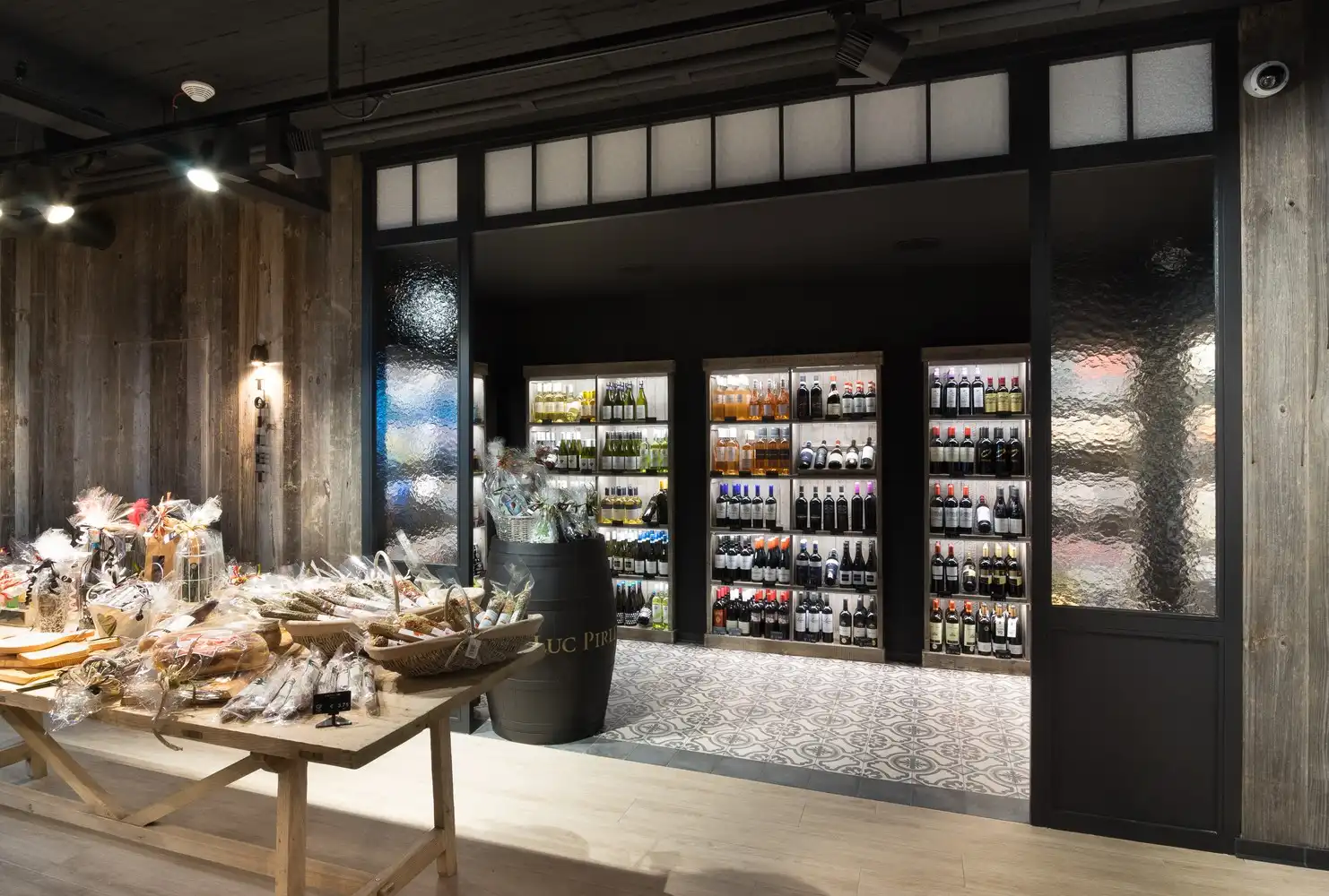 Opvallend instapklaar handelspand met 17 m gevelbreedte en topvisibiliteit foto 8