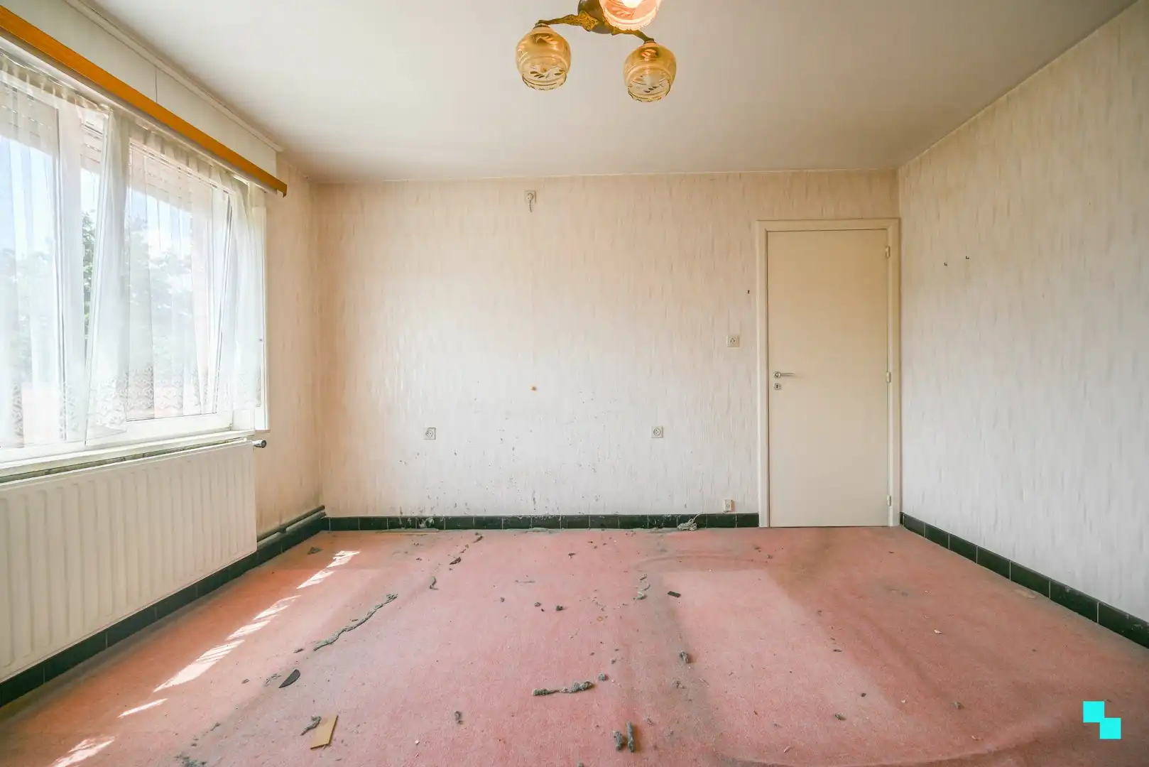 Stevig gebouwde, halfopen bebouwing met tuin in Zulte foto 20