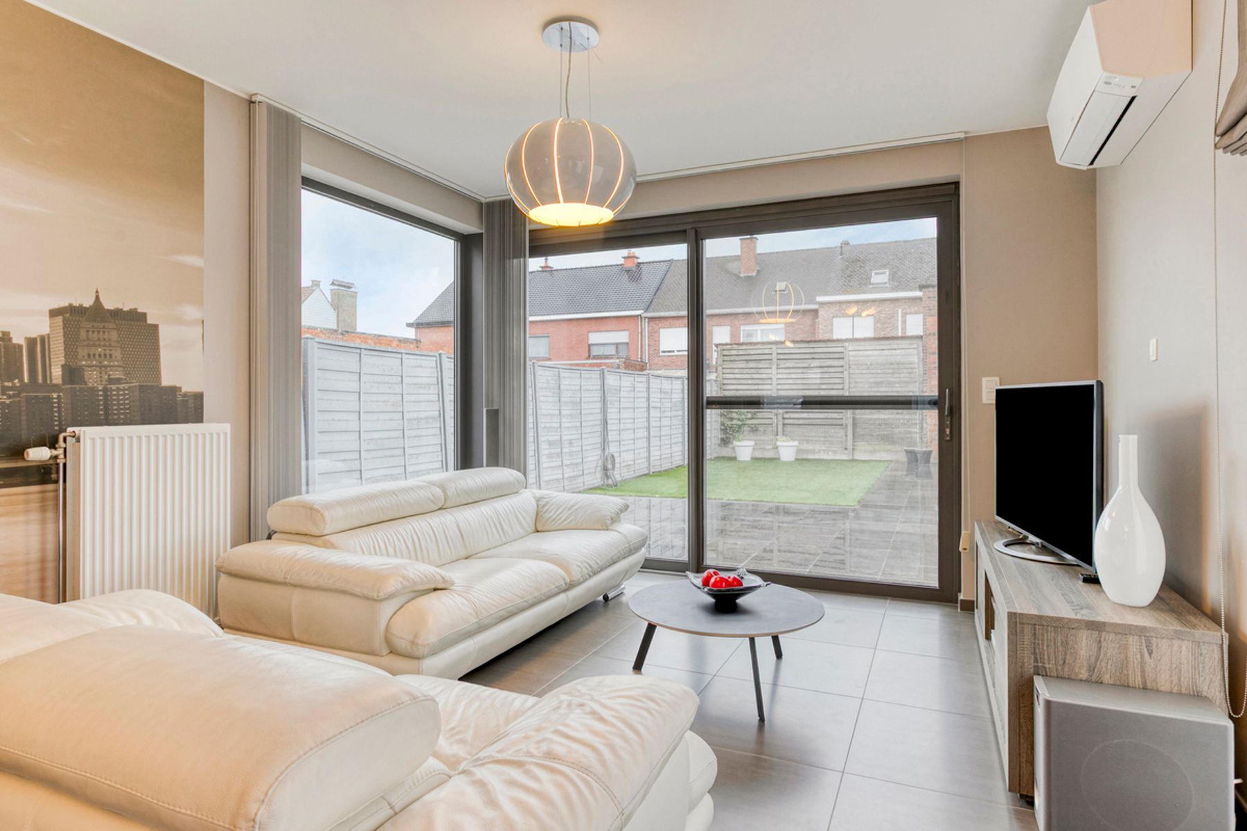 Recente HOB met 2 slaapkamers, tuin en garage! foto 6