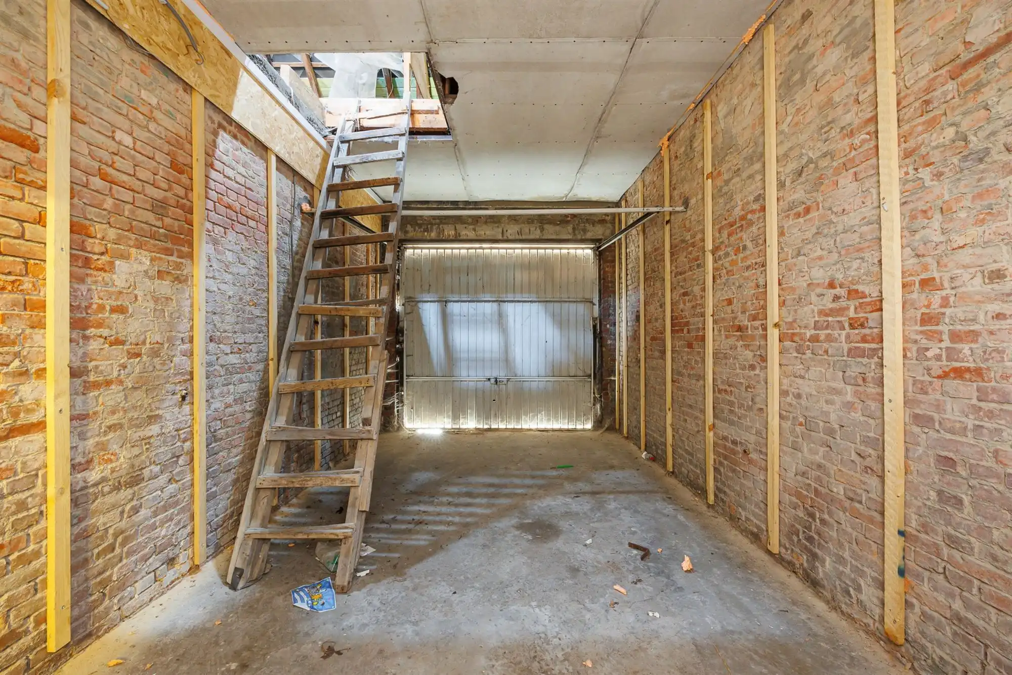 Te renoveren woning op perceel van 1506m² op TOPlocatie foto 14