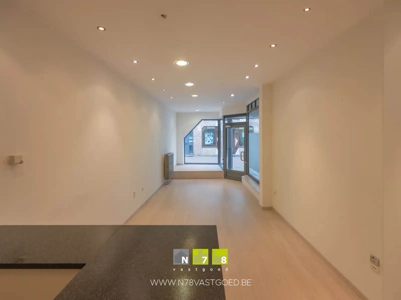 Commerciële ruimte te huur foto 3