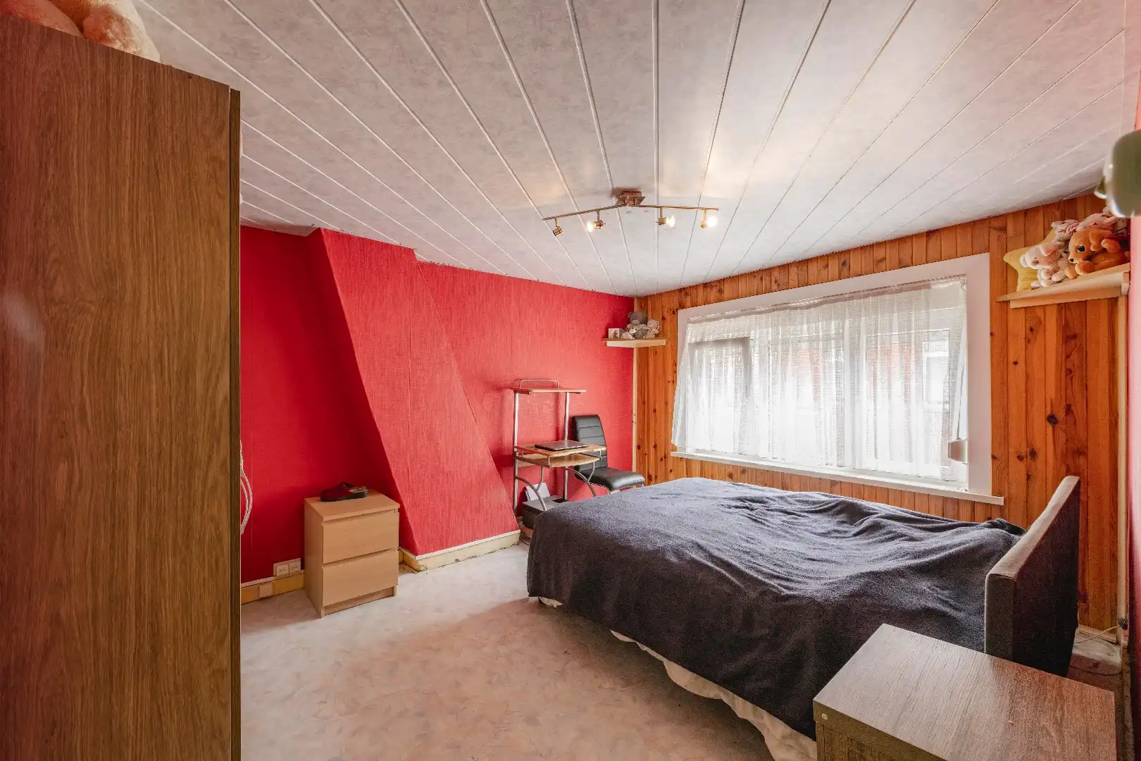 ZEER RUIME (TE RENOVEREN) WONING MET BIJGEBOUWEN | 5 SLPKS foto 14