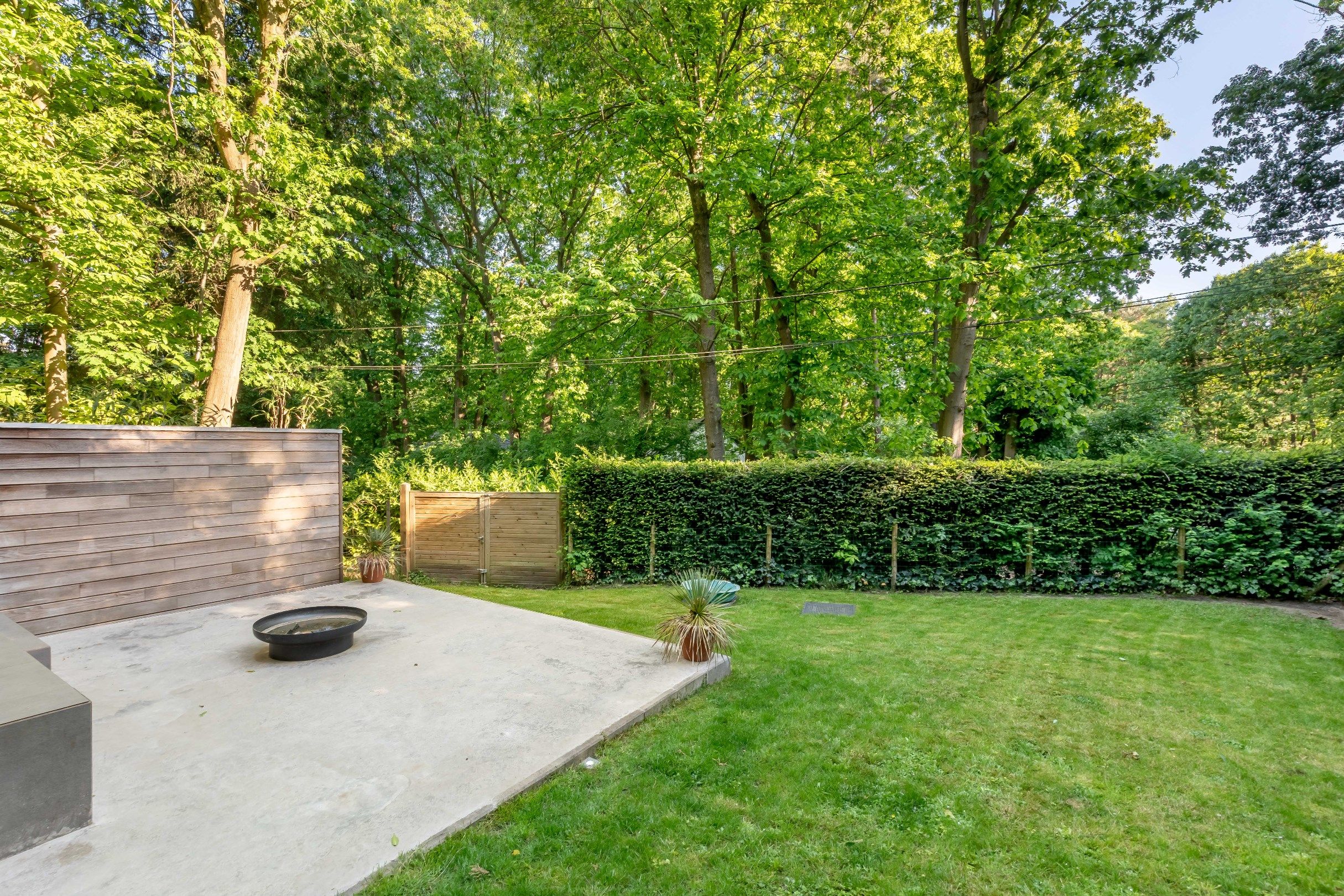 Architecturale woning in bosrijke omgeving. foto 7