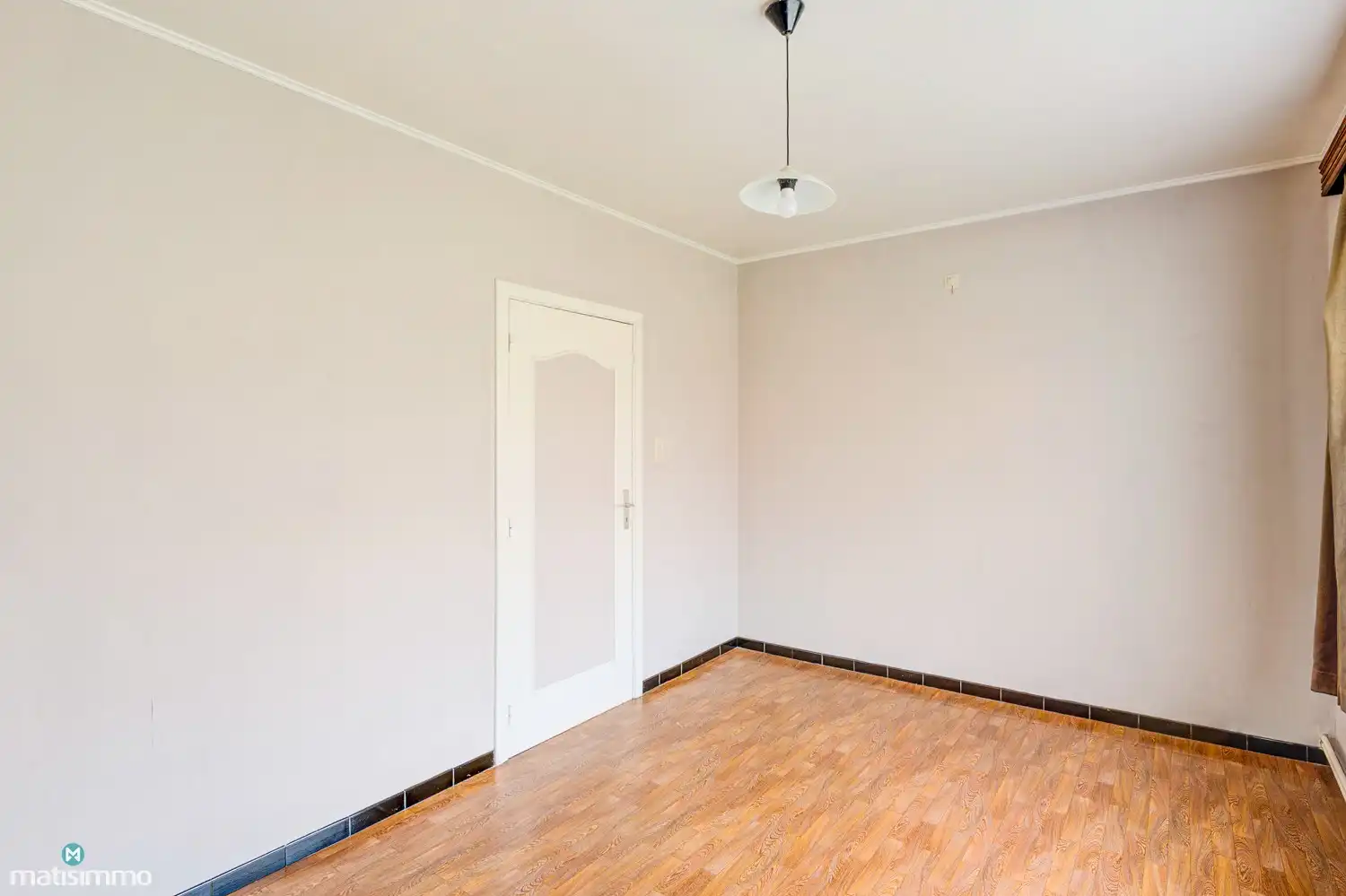 GEZINSWONING MET VIER SLAAPKAMERS IN LANDELIJKE OMGEVING TE GENOELSELDEREN (RIEMST) foto 19