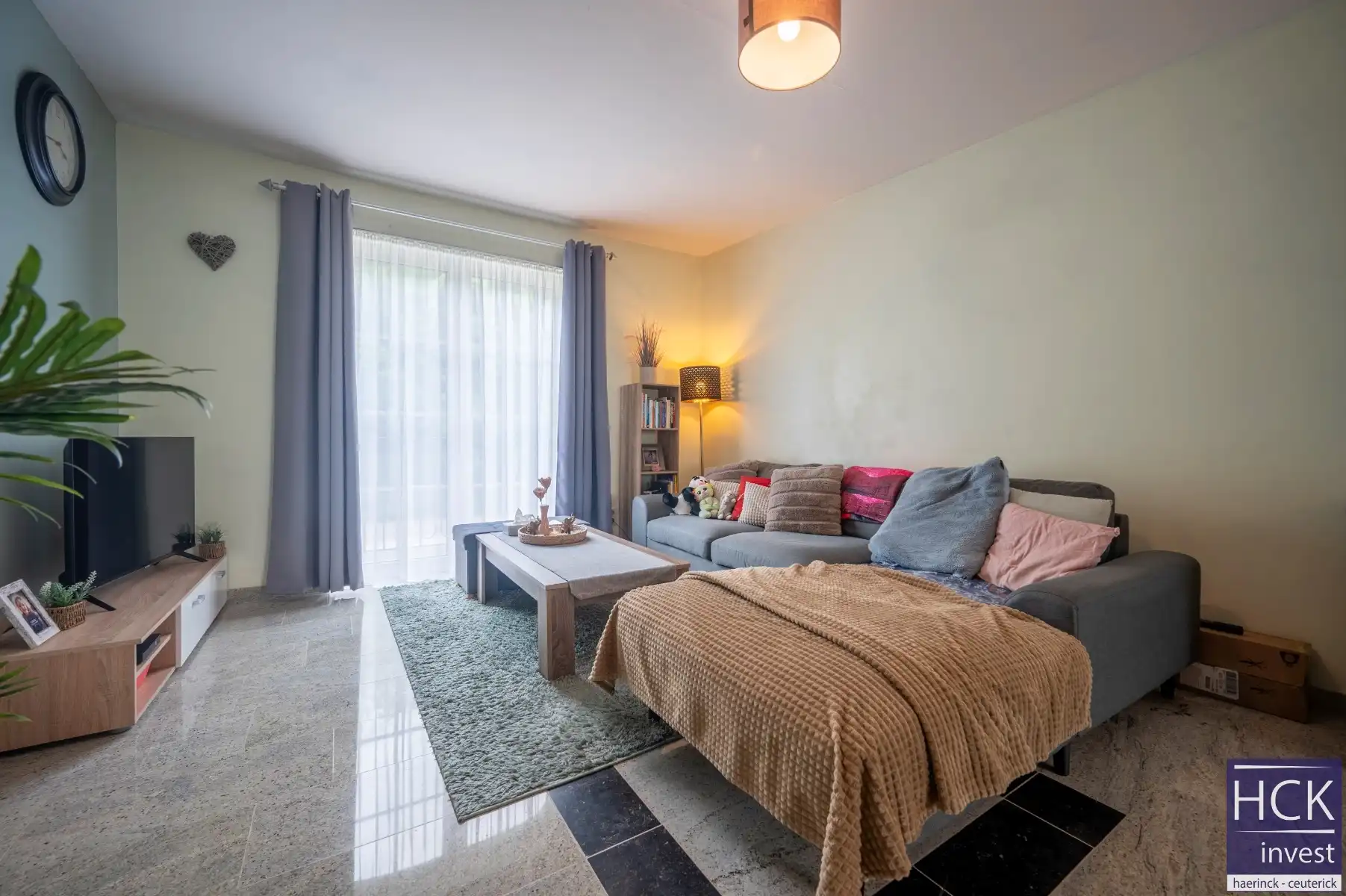 NAZARETH - Instapklaar appartement met 1 SLPK. + garage in stijlvolle residentie ! foto 4